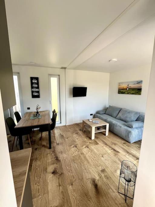 Two-Bedroom House photo 3