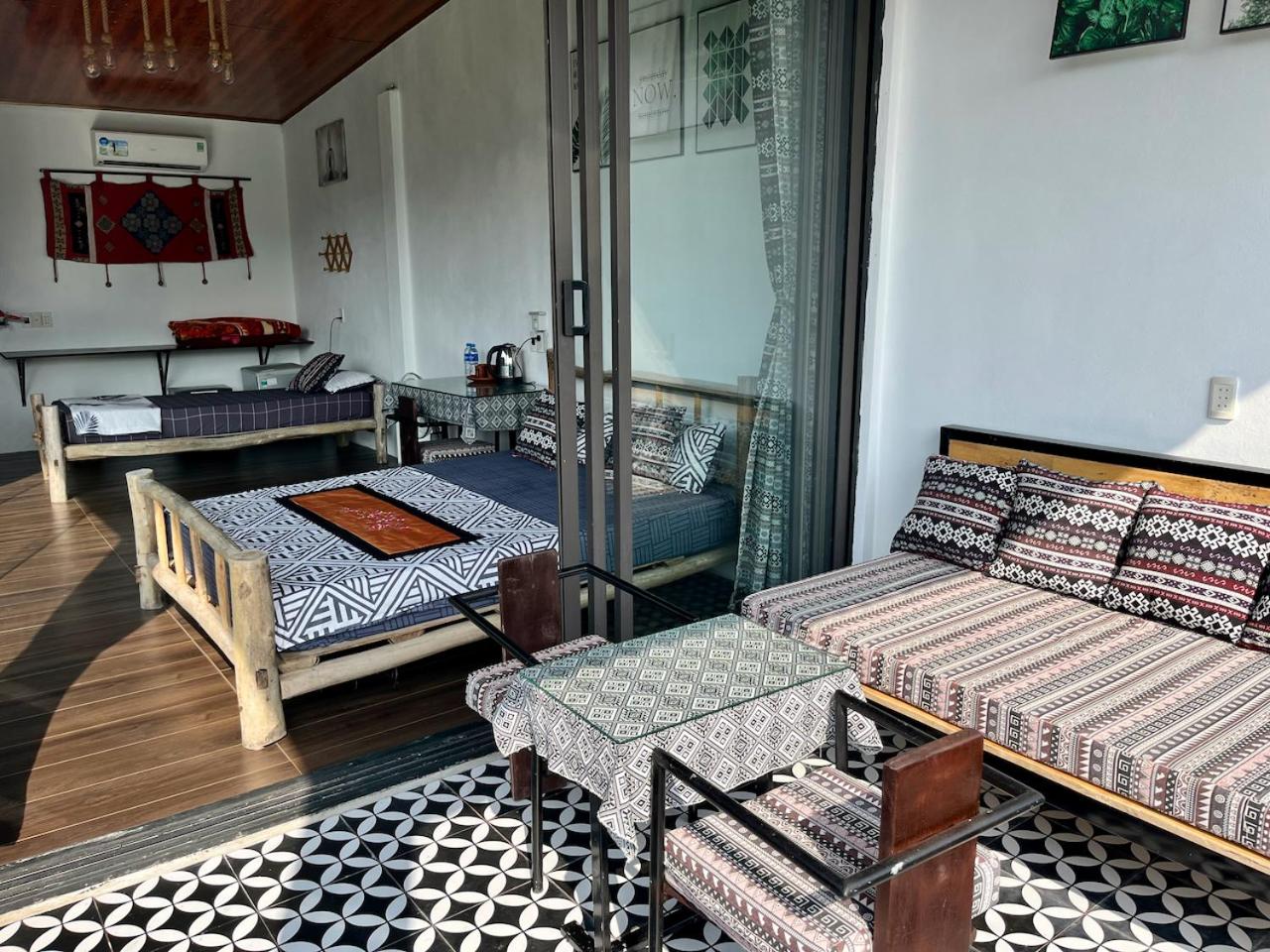 Deluxe Bungalow