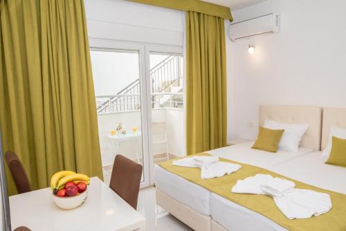 Twin Room with Balcony