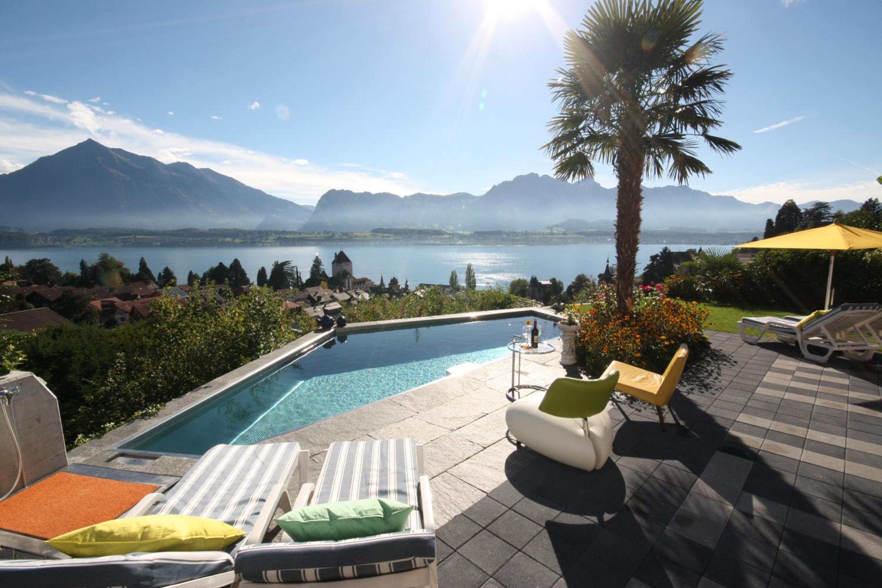 Deluxe Apartment with Lake View - Photo 13