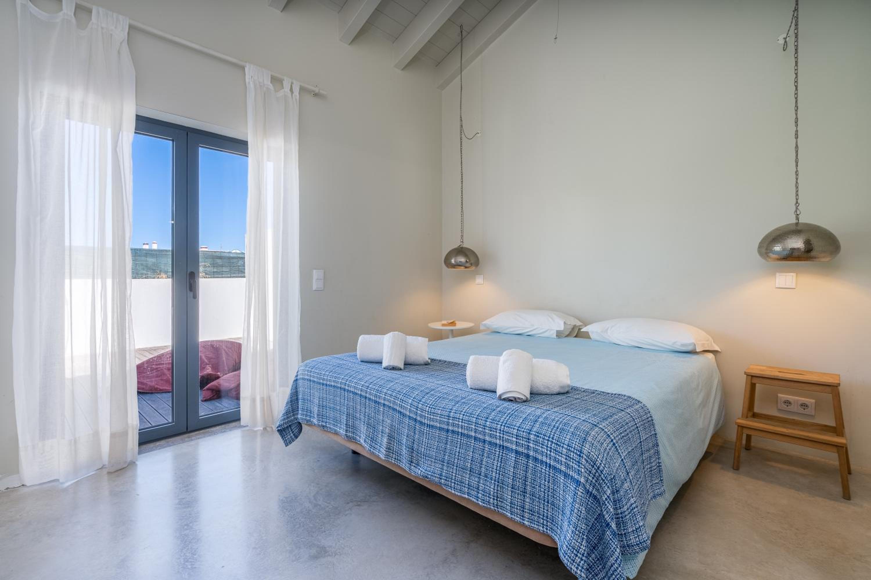 Three-Bedroom House photo 2