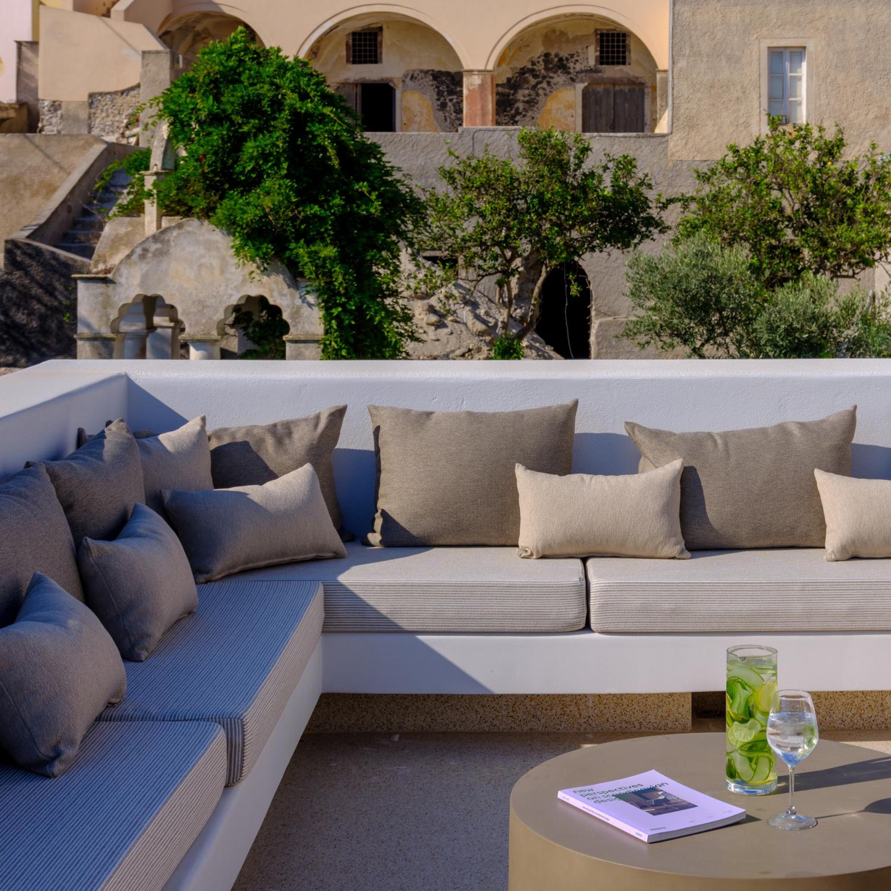 Rimidi Residence with Sea View - Photo 14