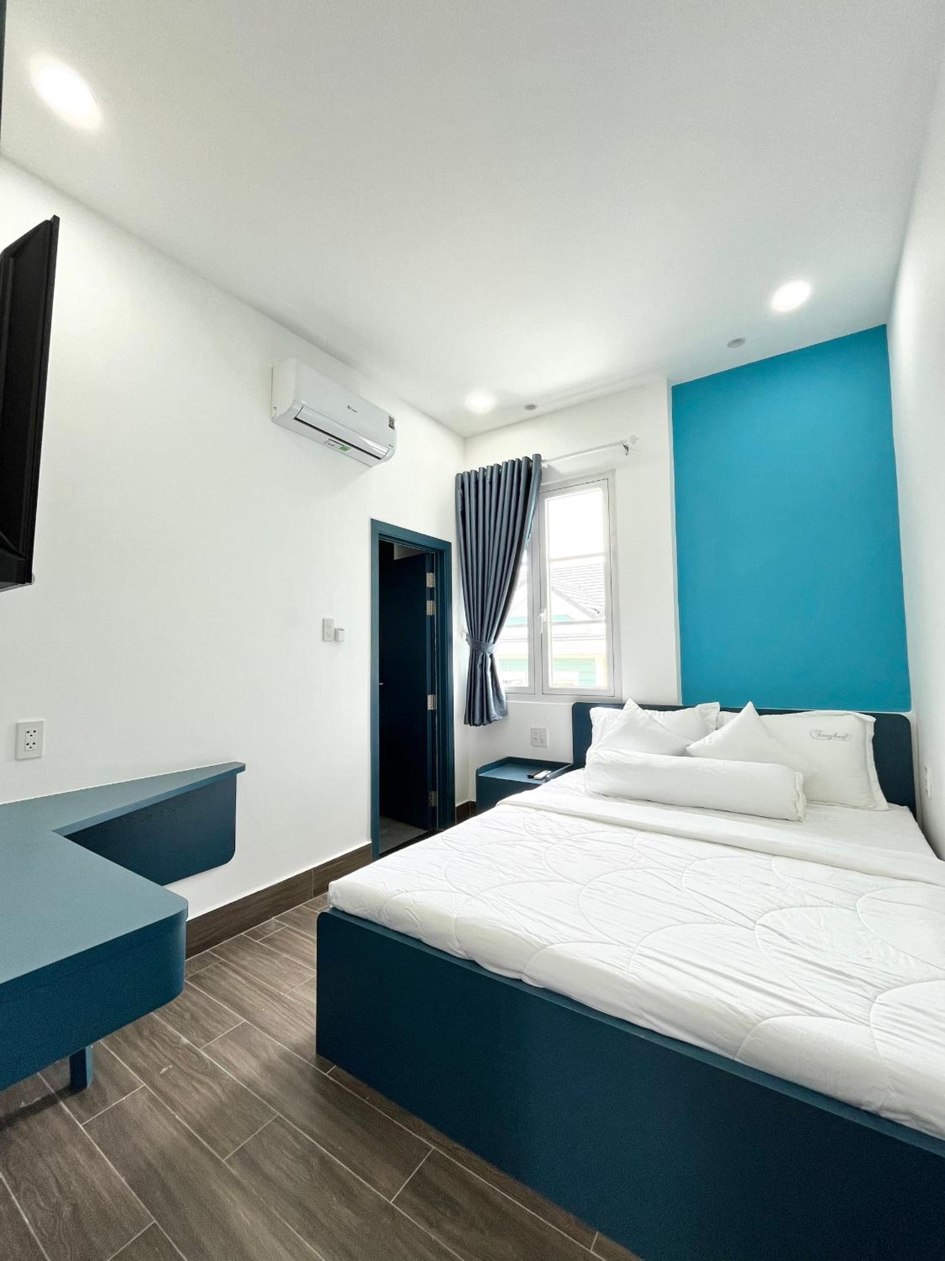 Villa photo 1