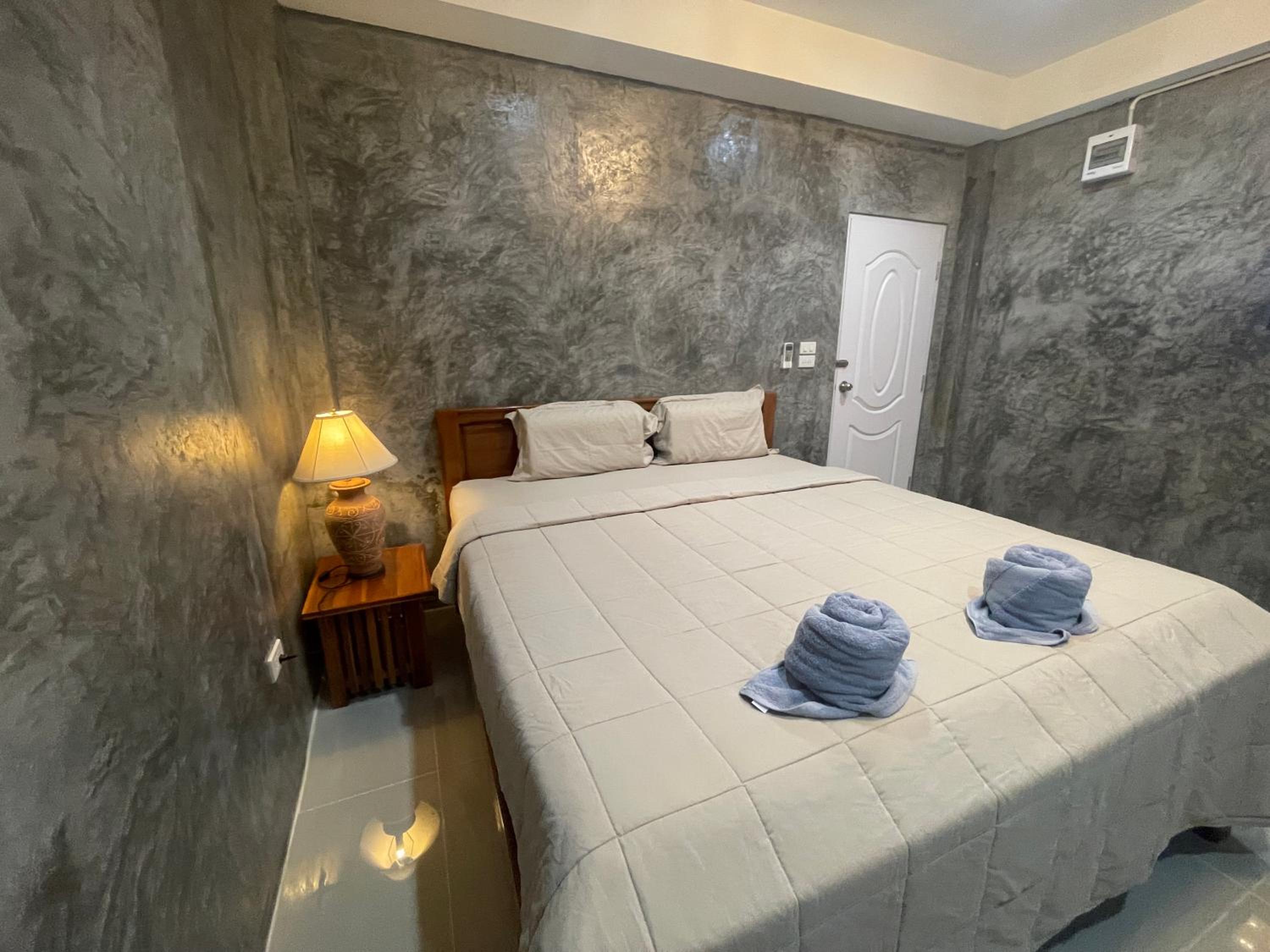 Double Room - Photo 3