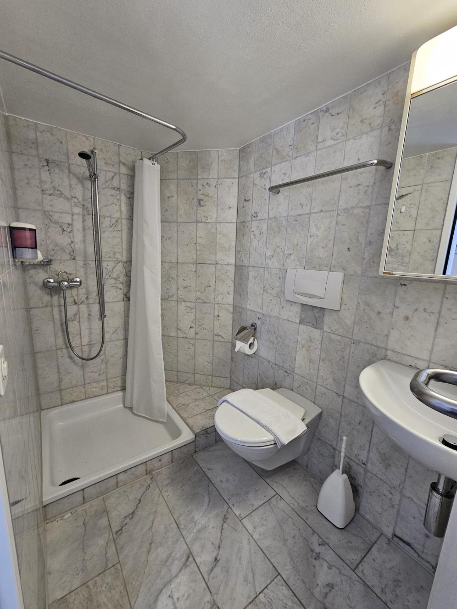 Single Room with Bathroom