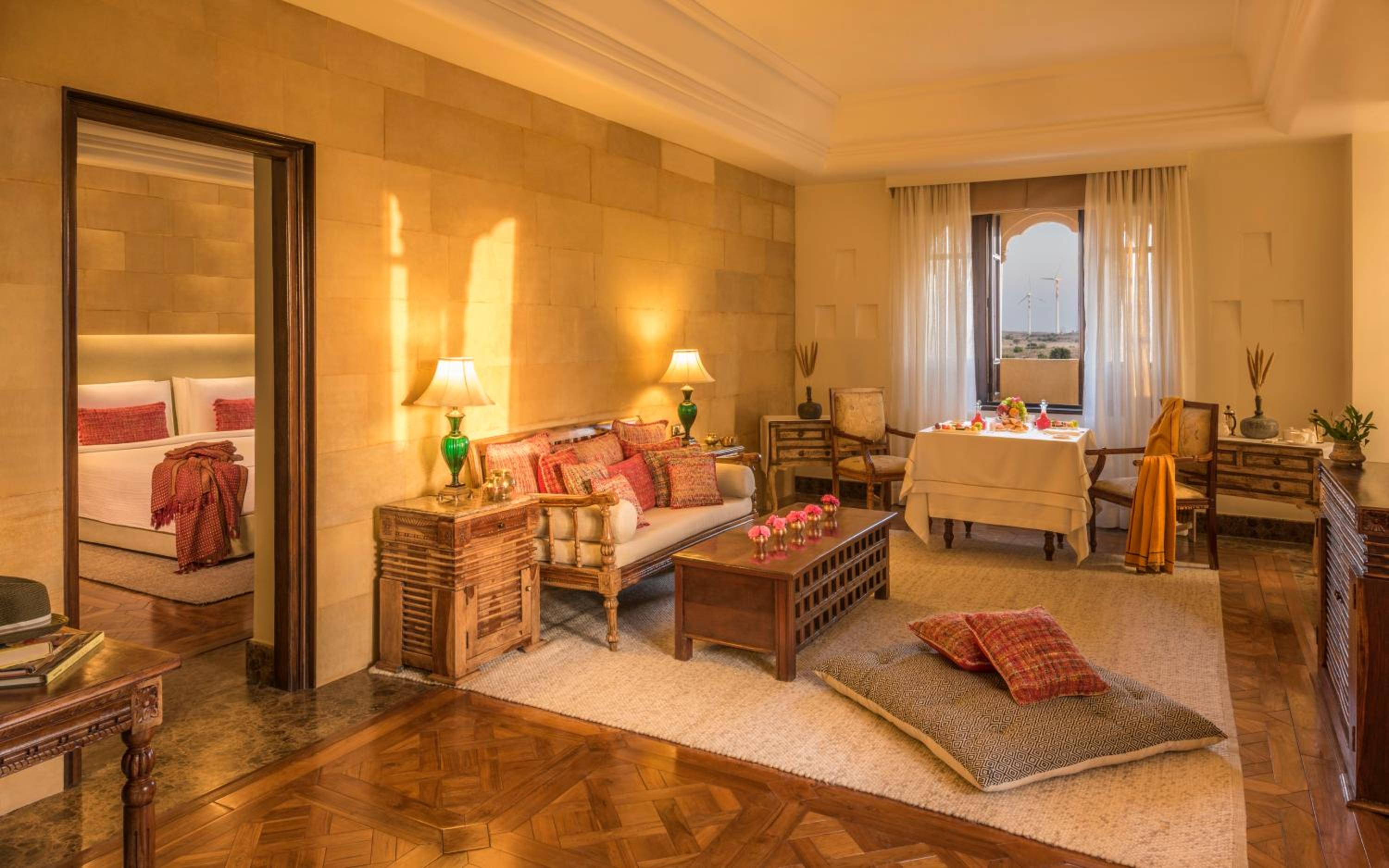 Luxury Suite - Photo 1