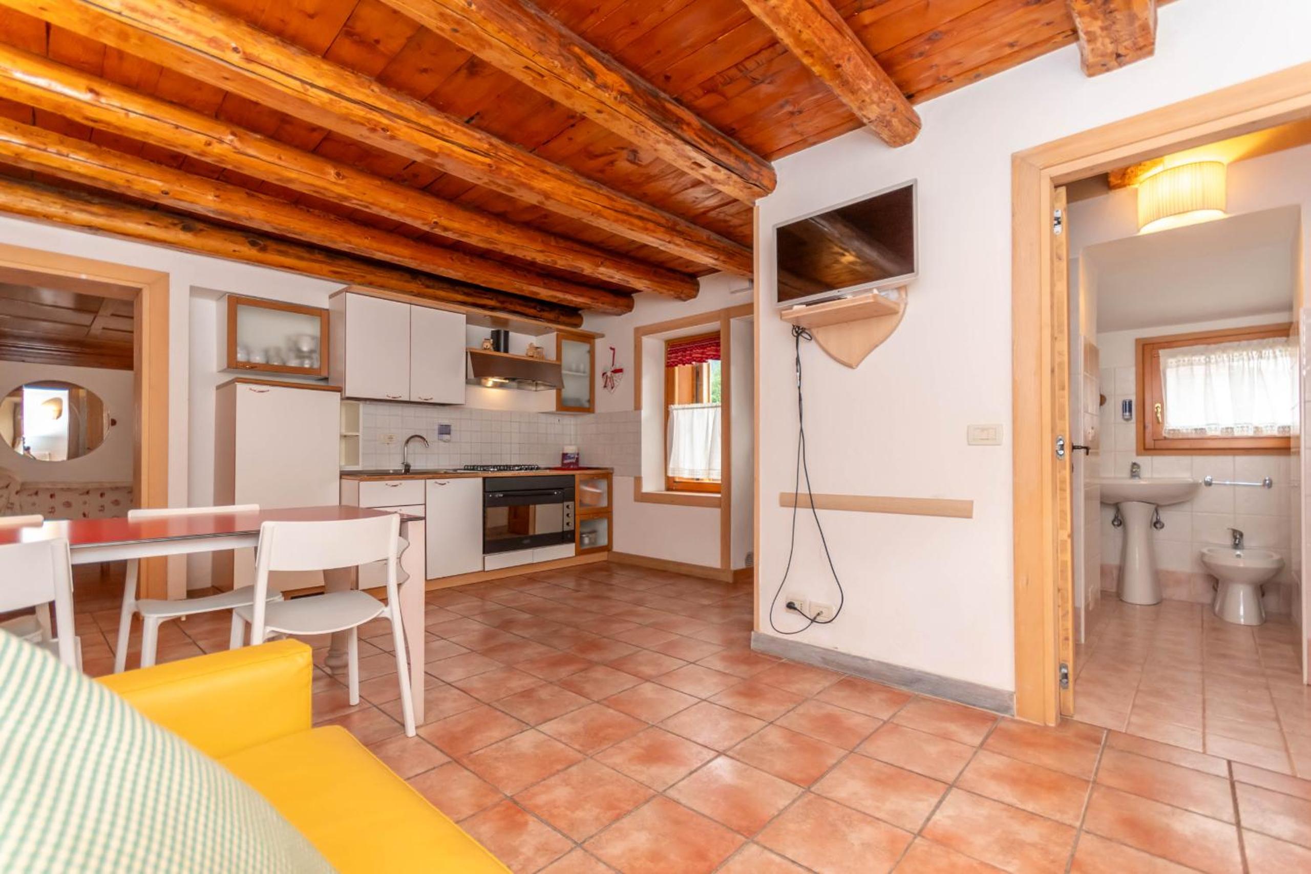 One-Bedroom Apartment with View photo 1