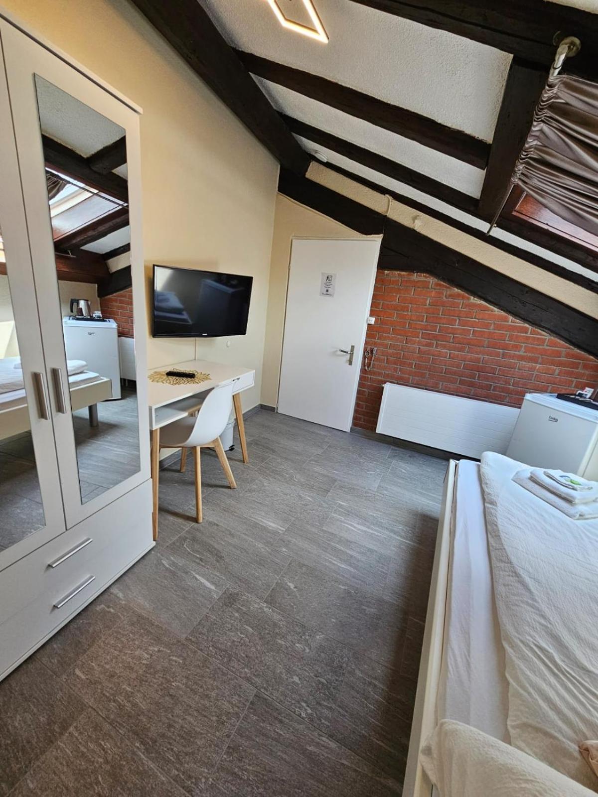 Single Room with Bathroom