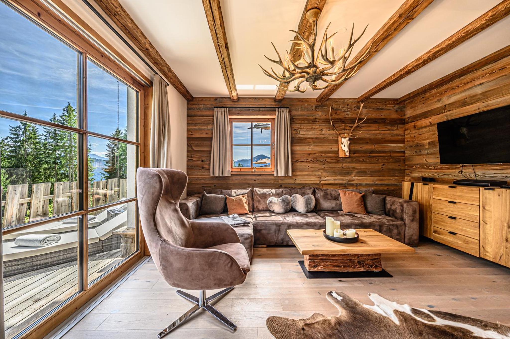 Three-Bedroom Chalet Top 8 photo 1