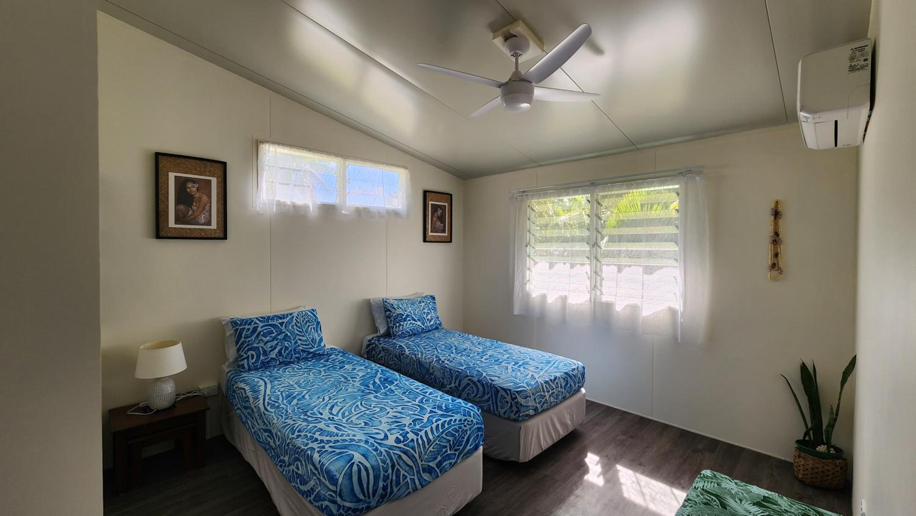 Two-Bedroom House photo 2