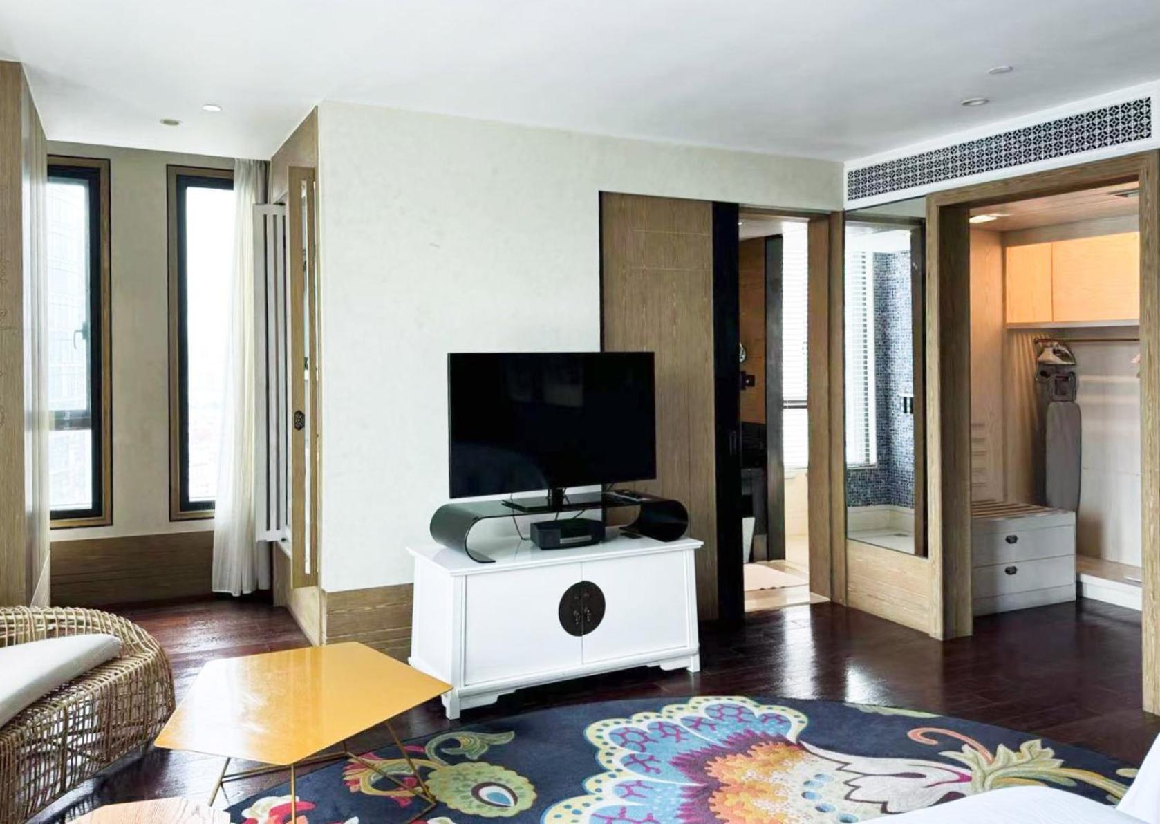 Standard Twin Room with River View