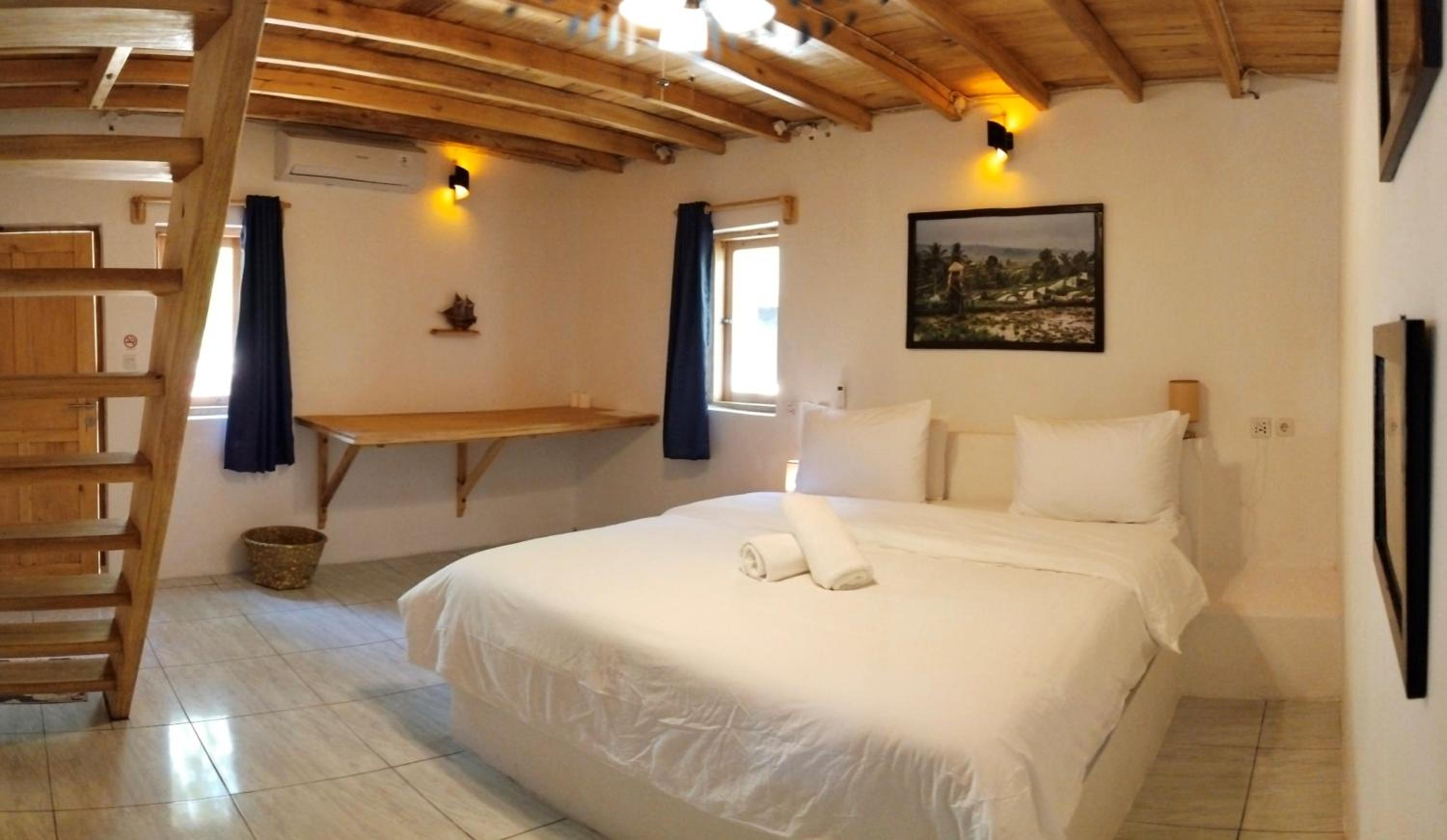 Deluxe Double or Twin Room photo 2