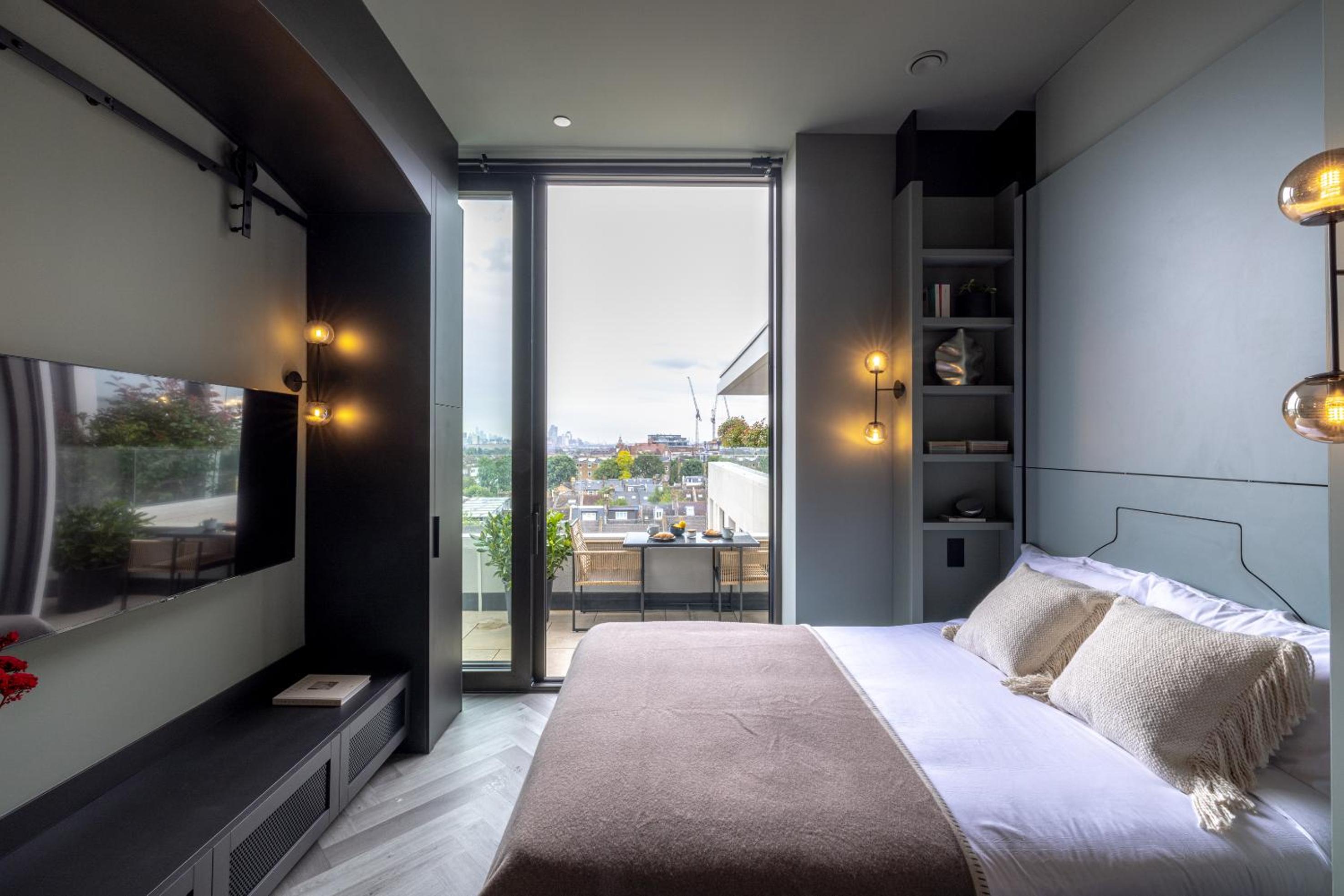 Penthouse Studio photo 1