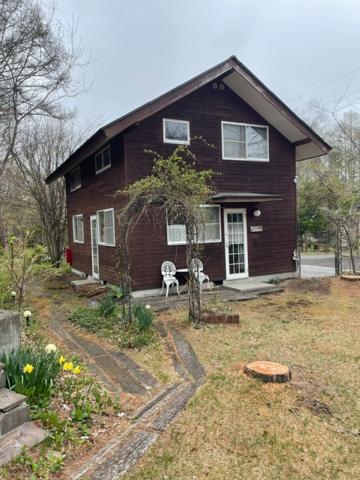 Two-Bedroom House photo 2