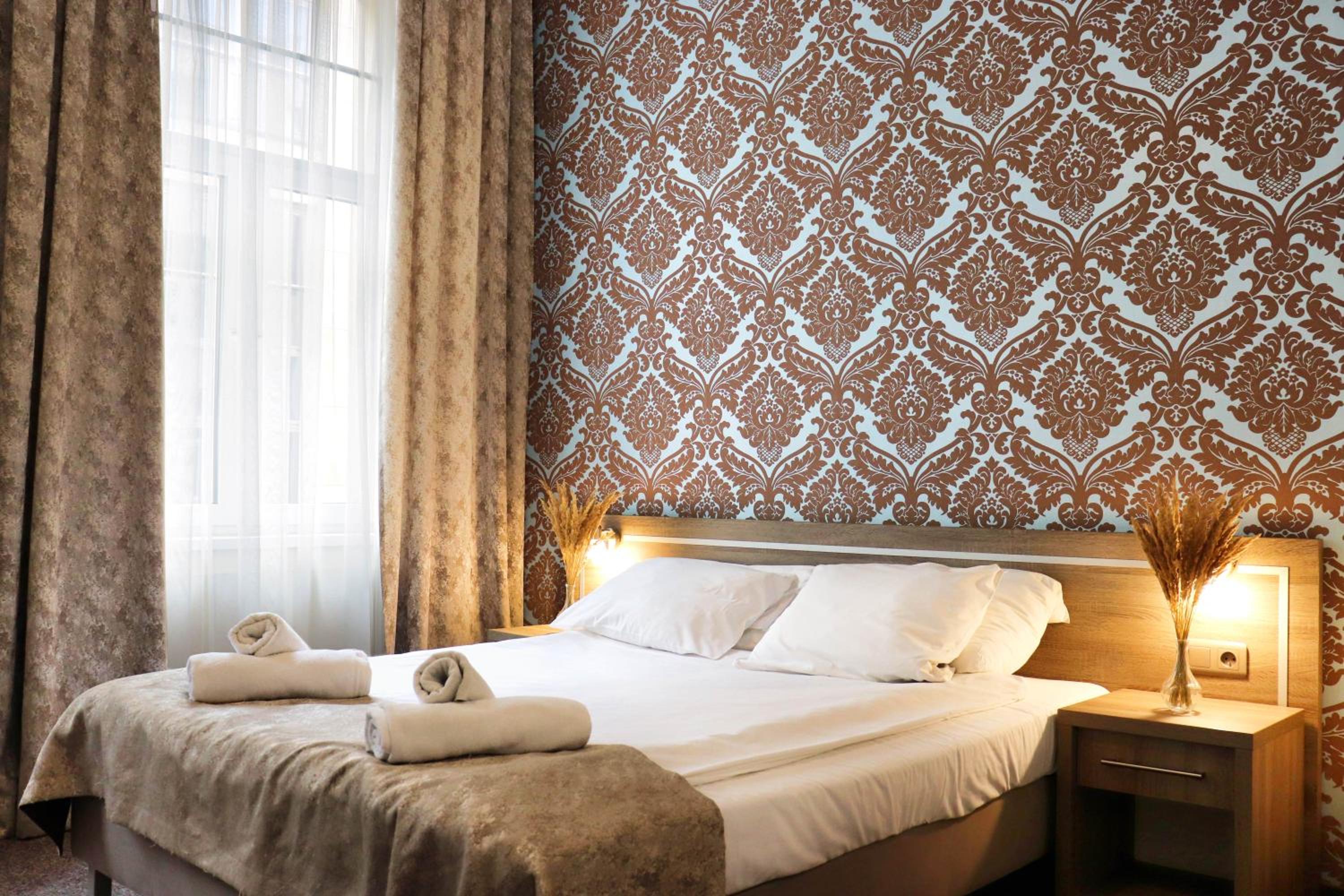 Superior Queen Room - Photo 1