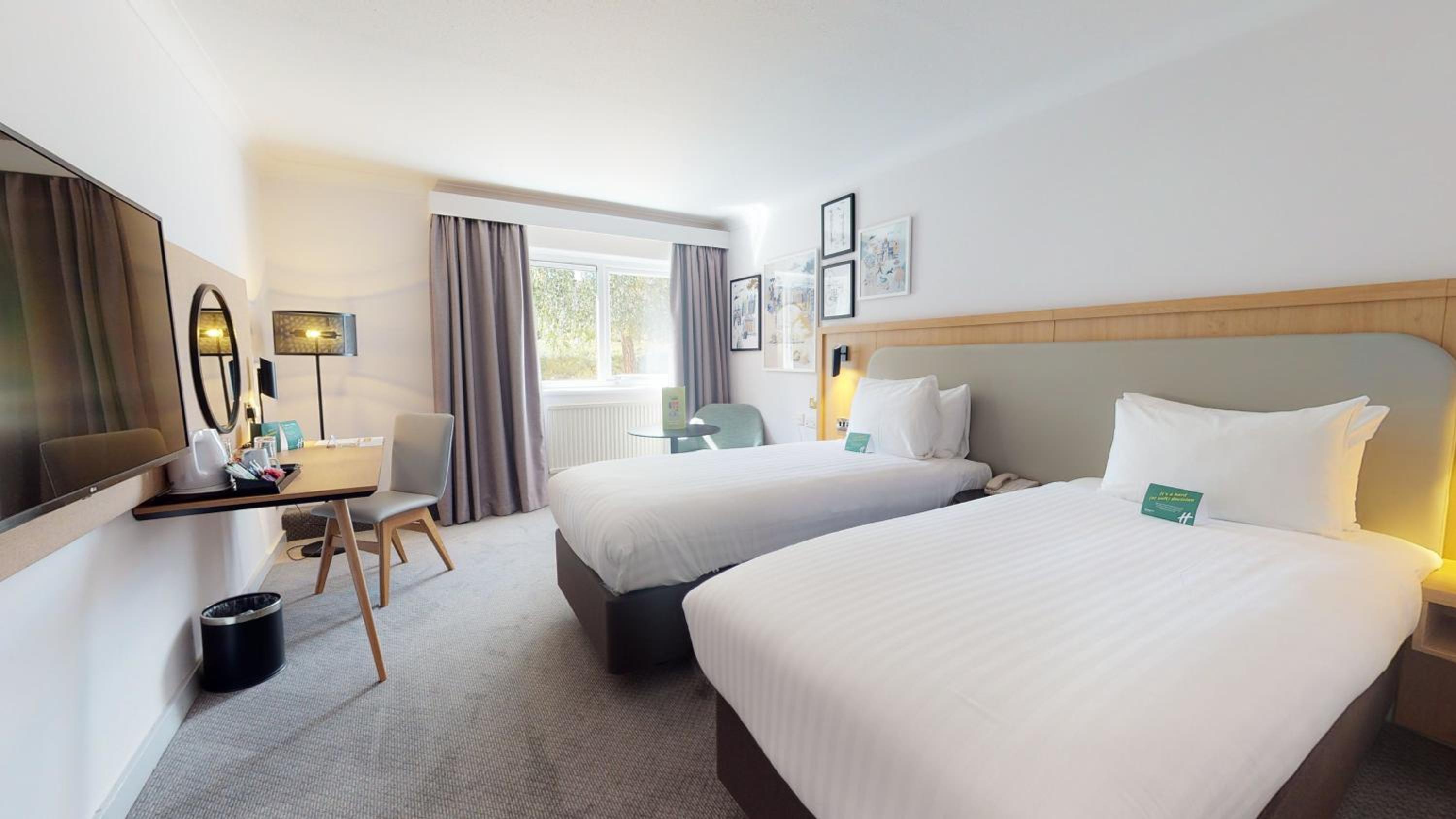 Standard Room with Two Single Beds - Photo 2