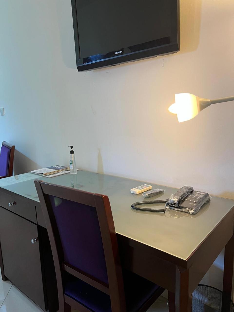 Small Single Room photo 2