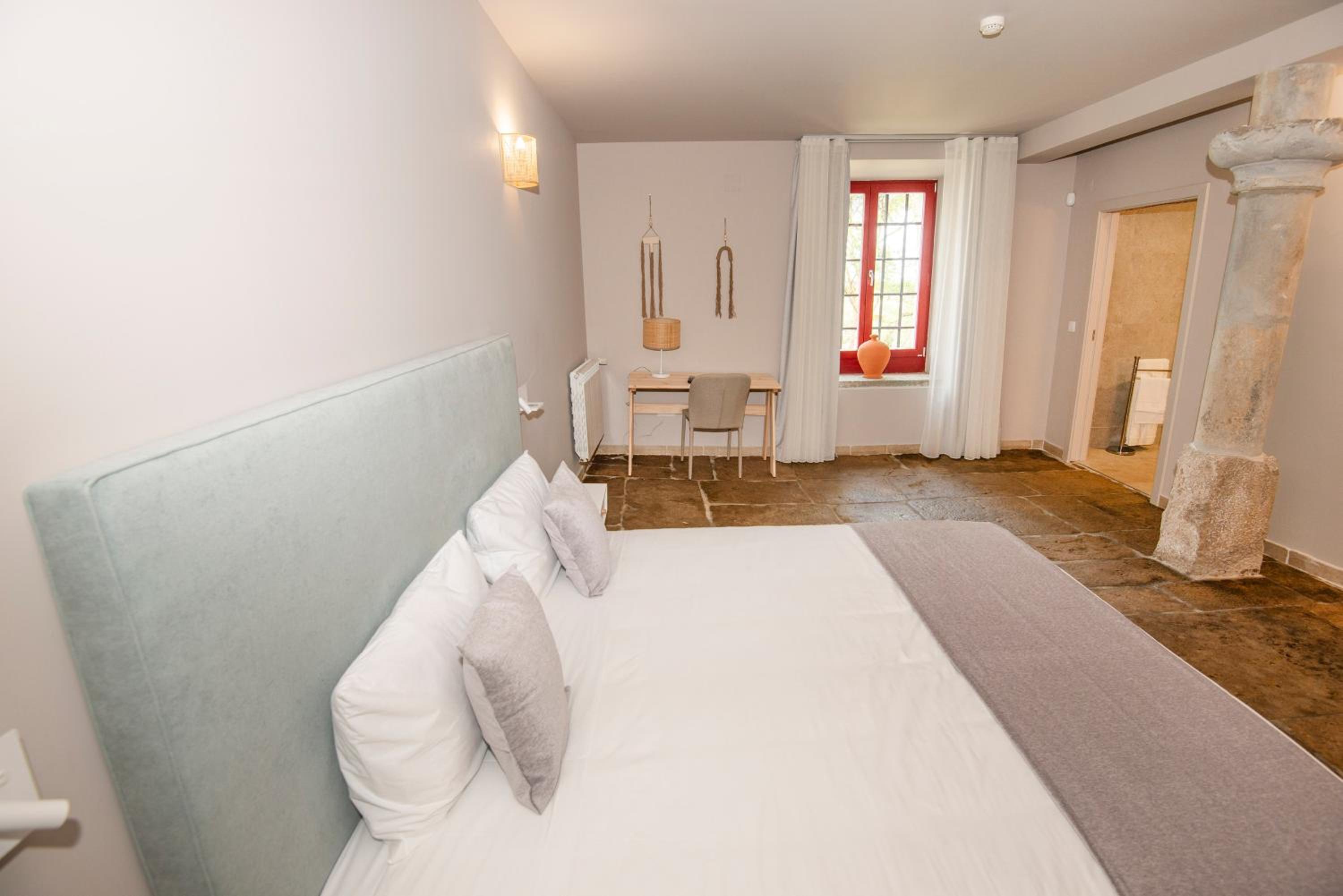 Double Room - Disability Access photo 2