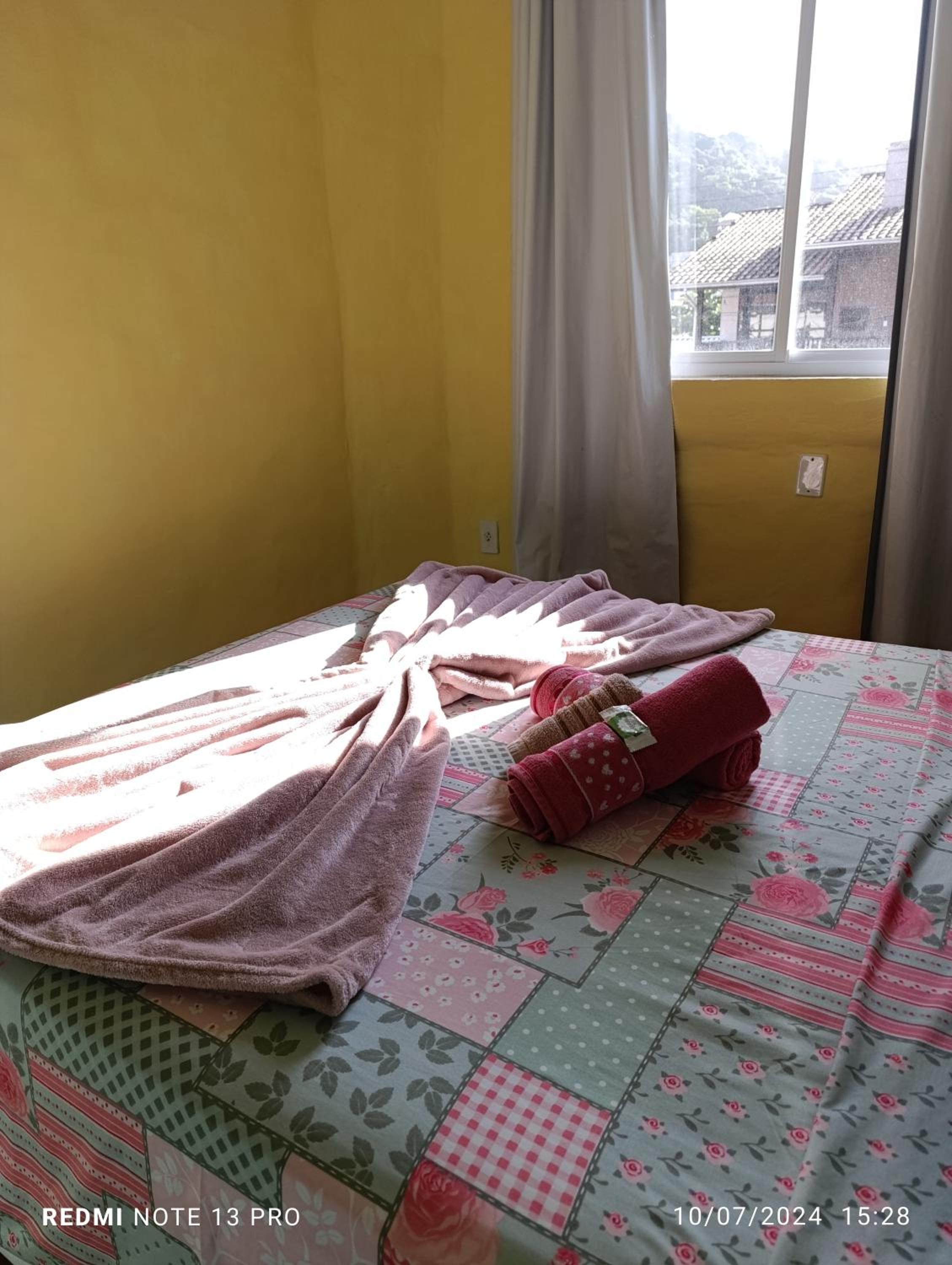Family Two-Bedroom Apartment with View