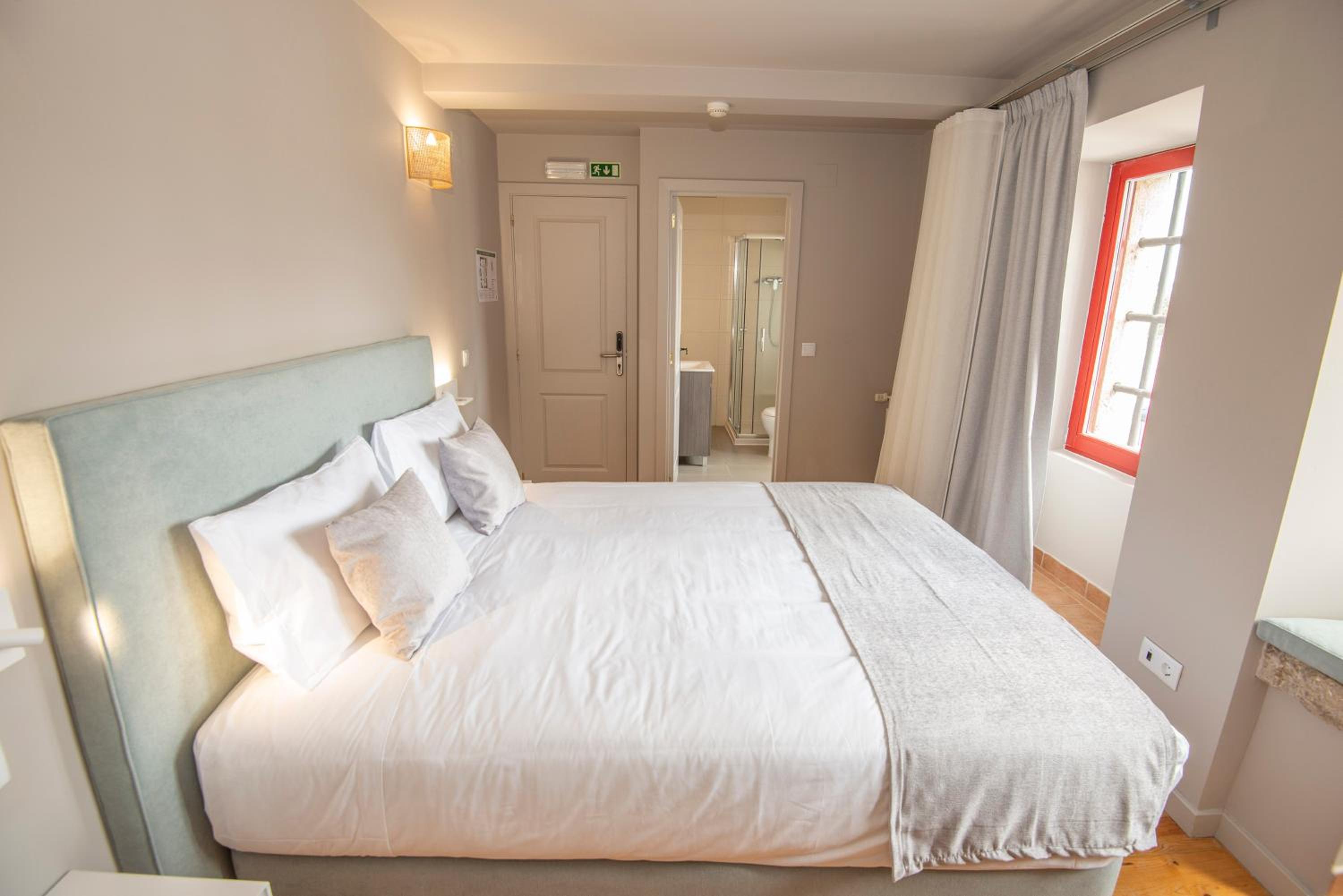 Double Room with Private Bathroom photo 2