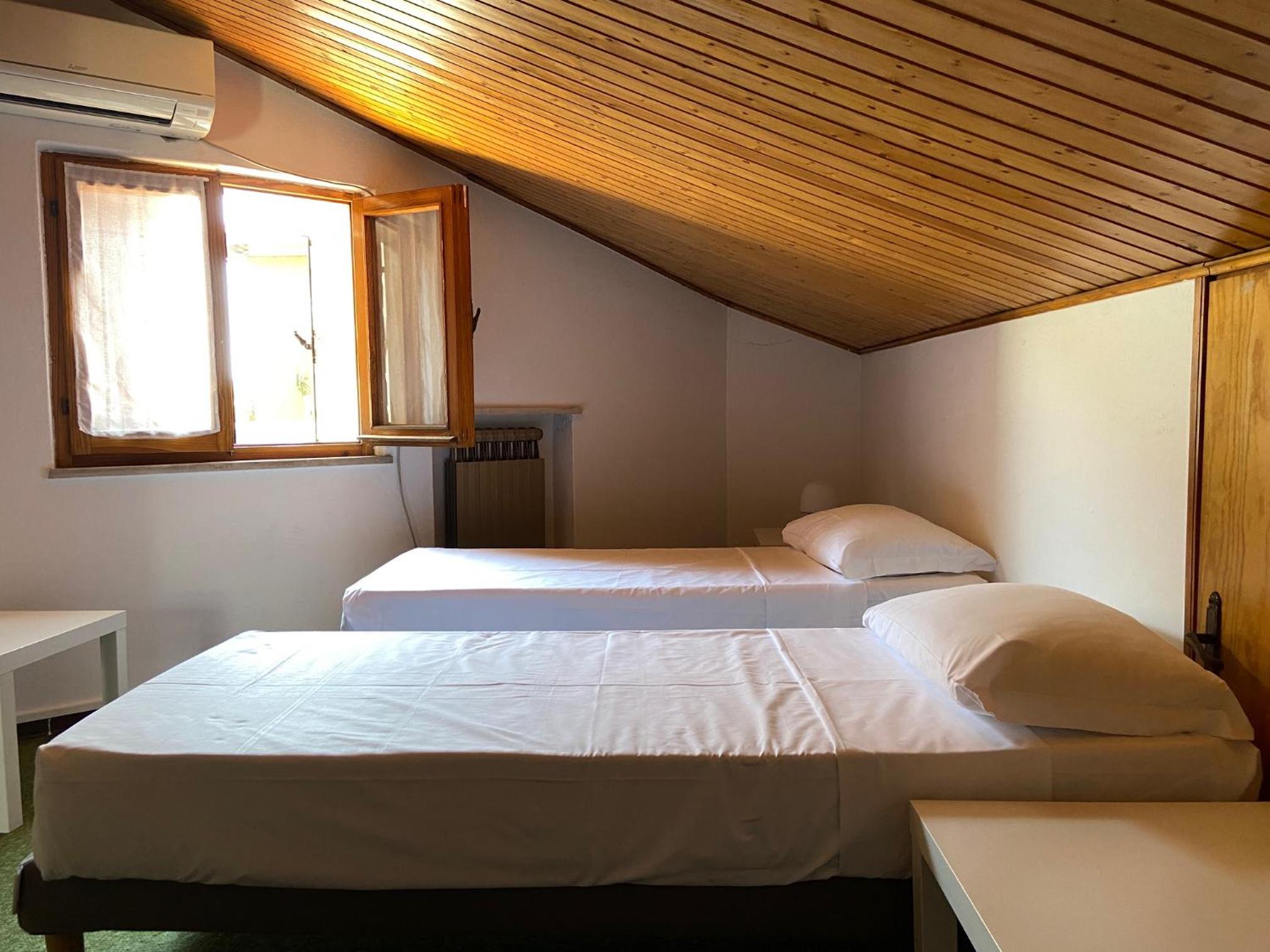 Family Room - Attic photo 1