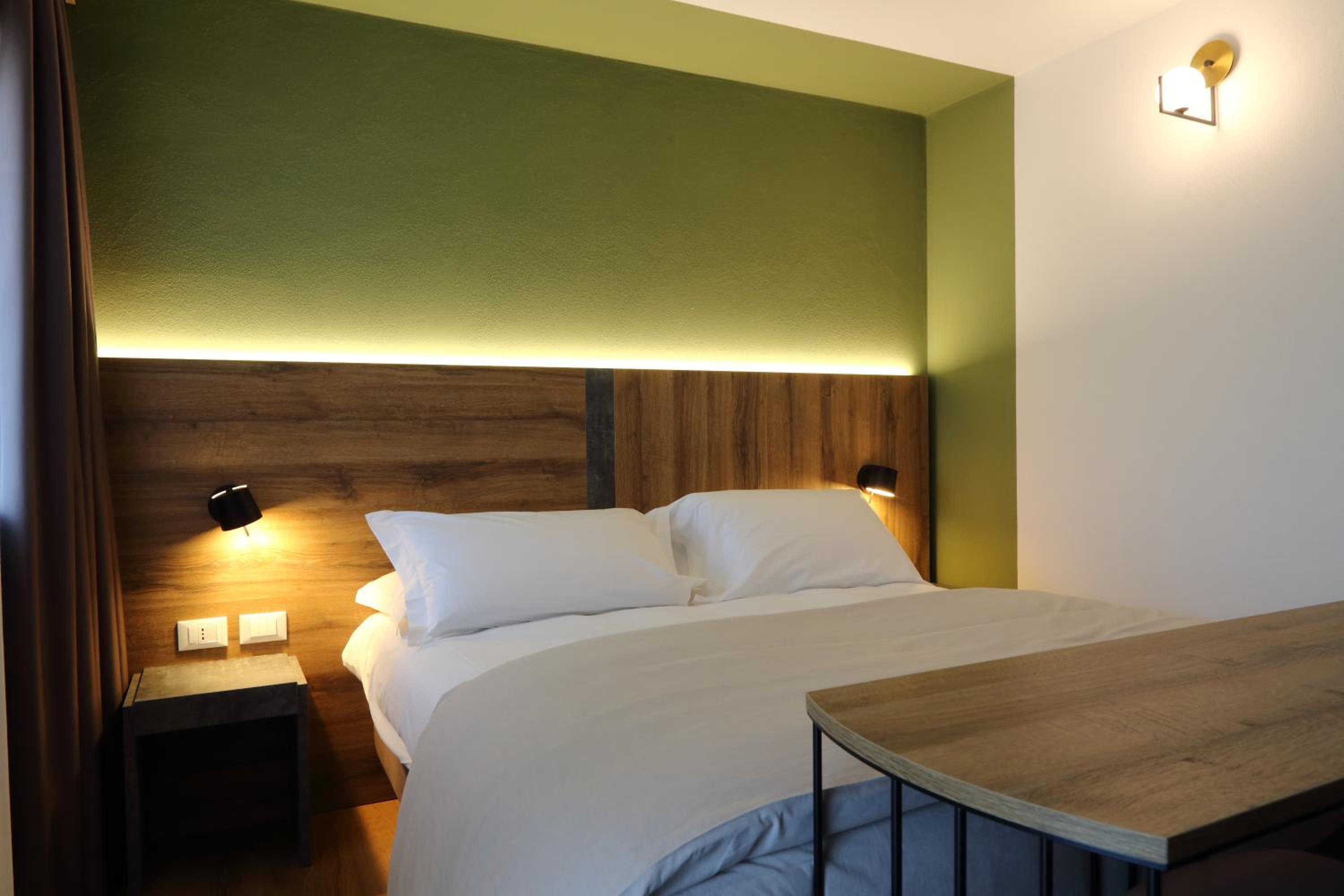 Premium Triple Room