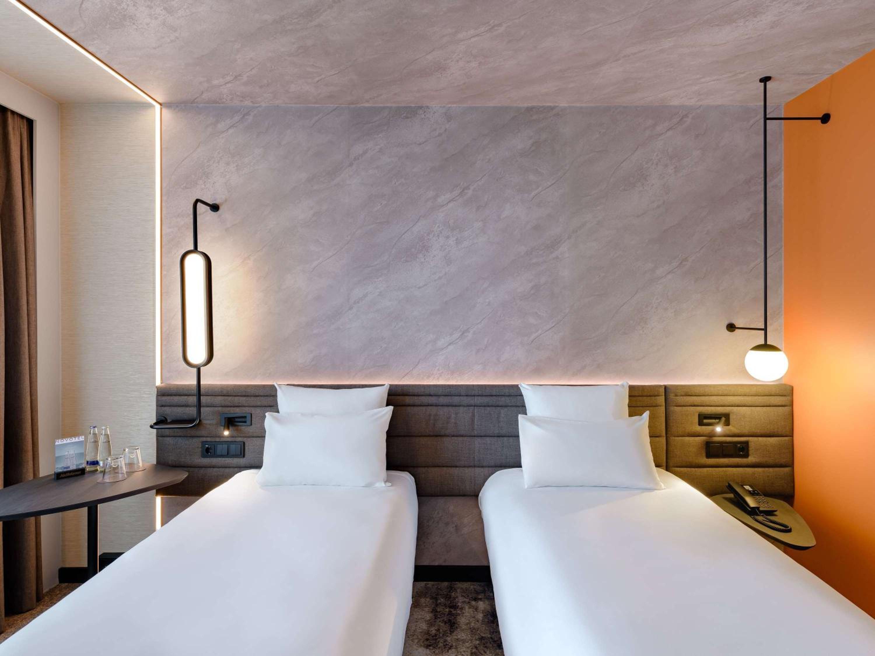 Standard Twin Room - Photo 10