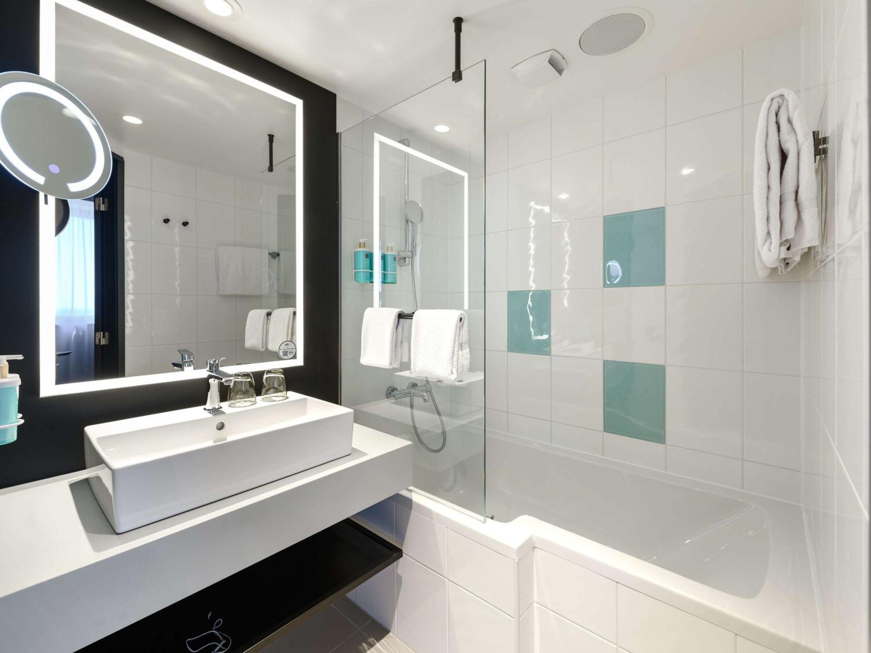 Executive Double Room - Photo 9