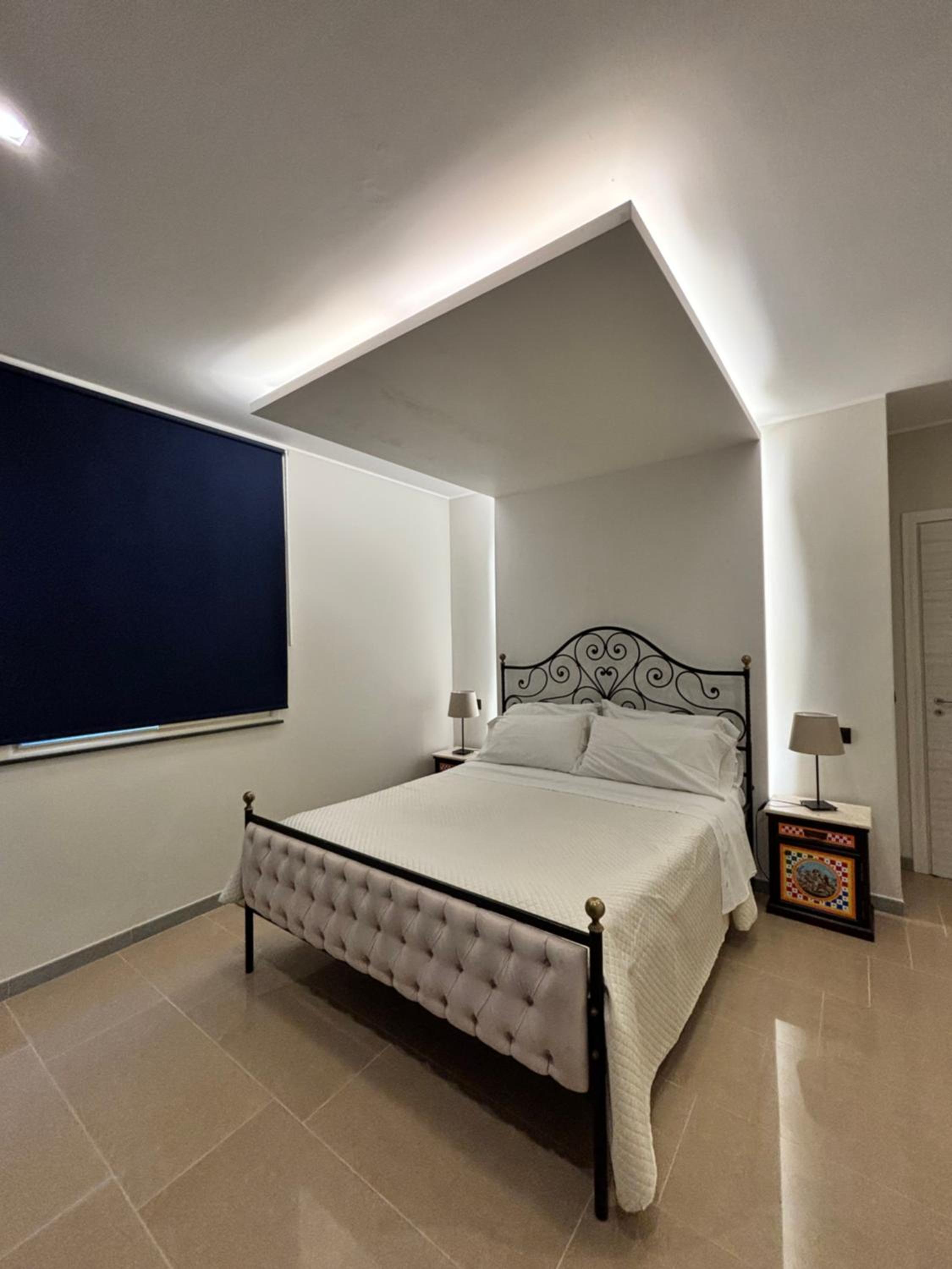 One-Bedroom Apartment with View