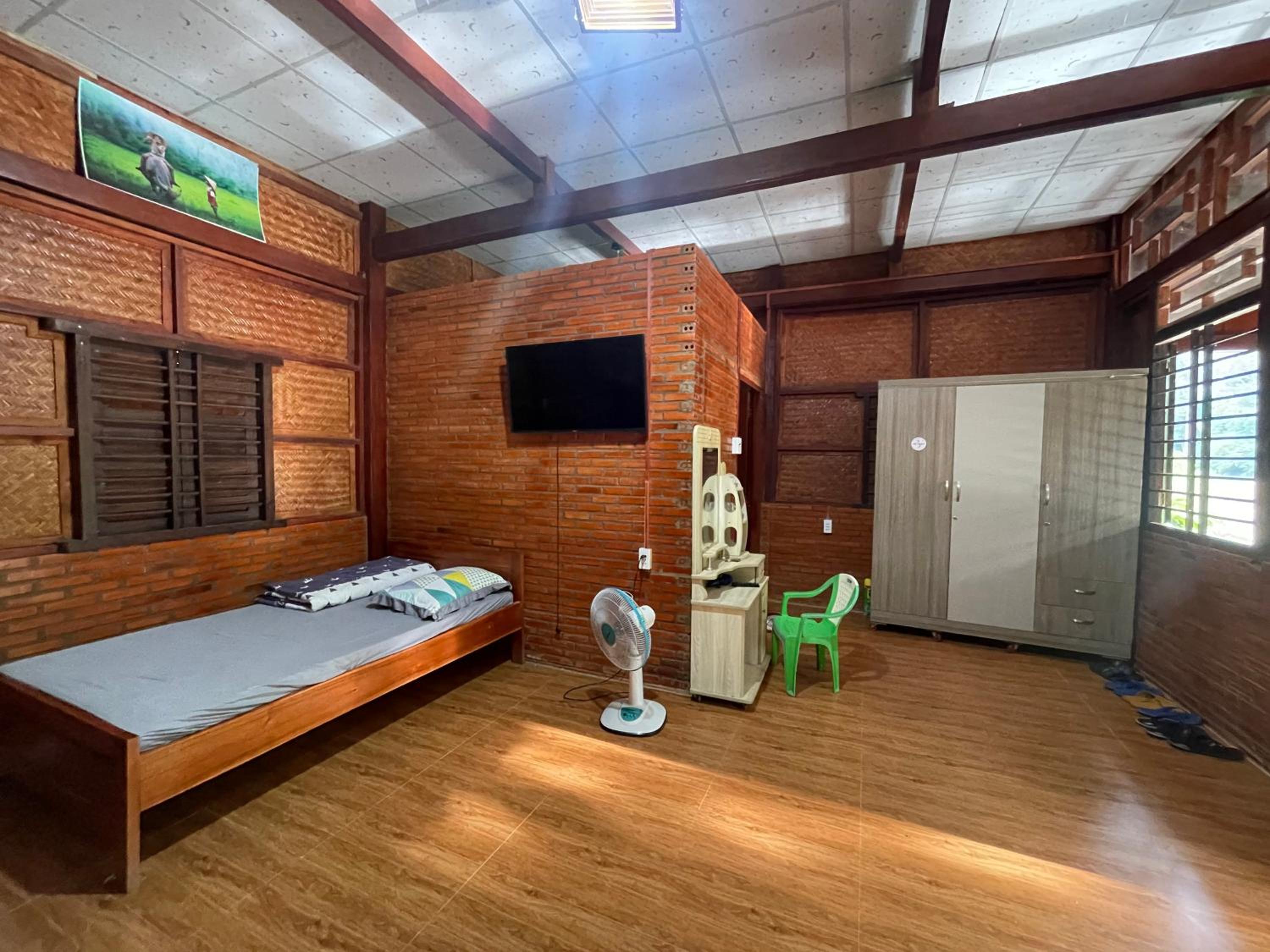 Double Room - Photo 6
