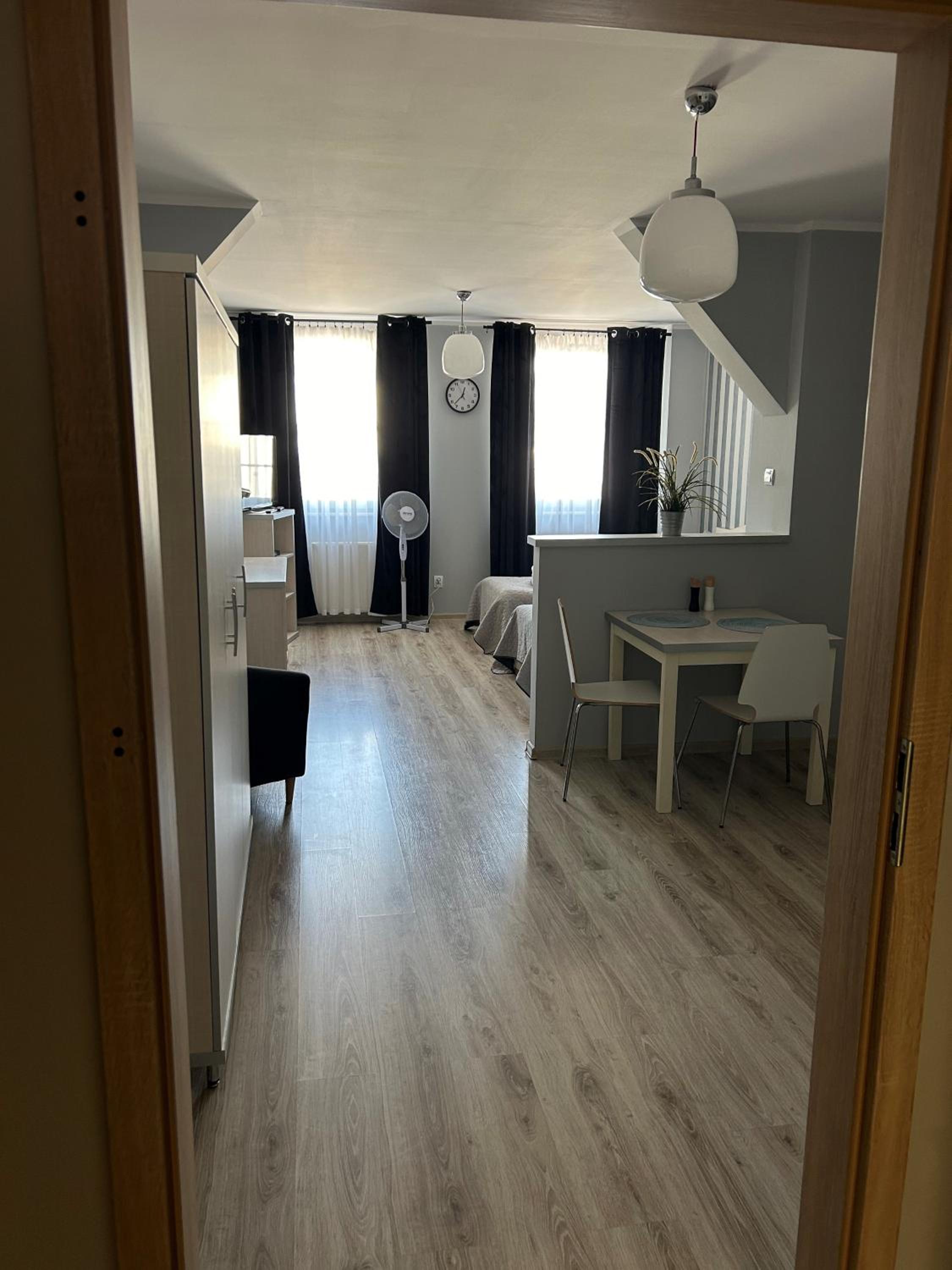 Apartment photo 2