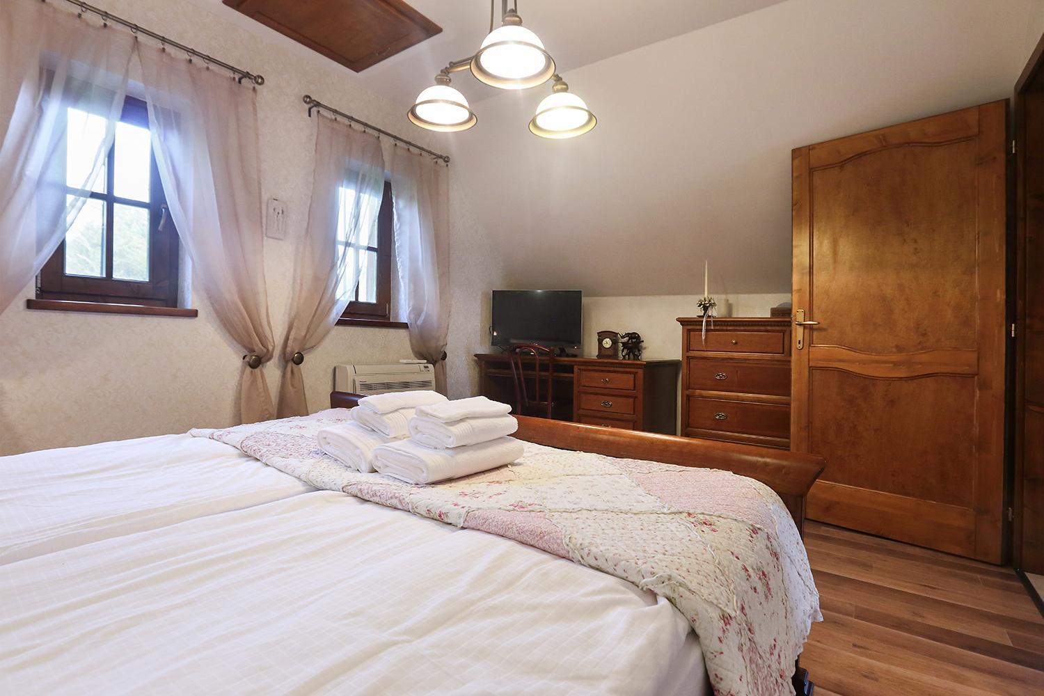 Two-Bedroom House photo 2