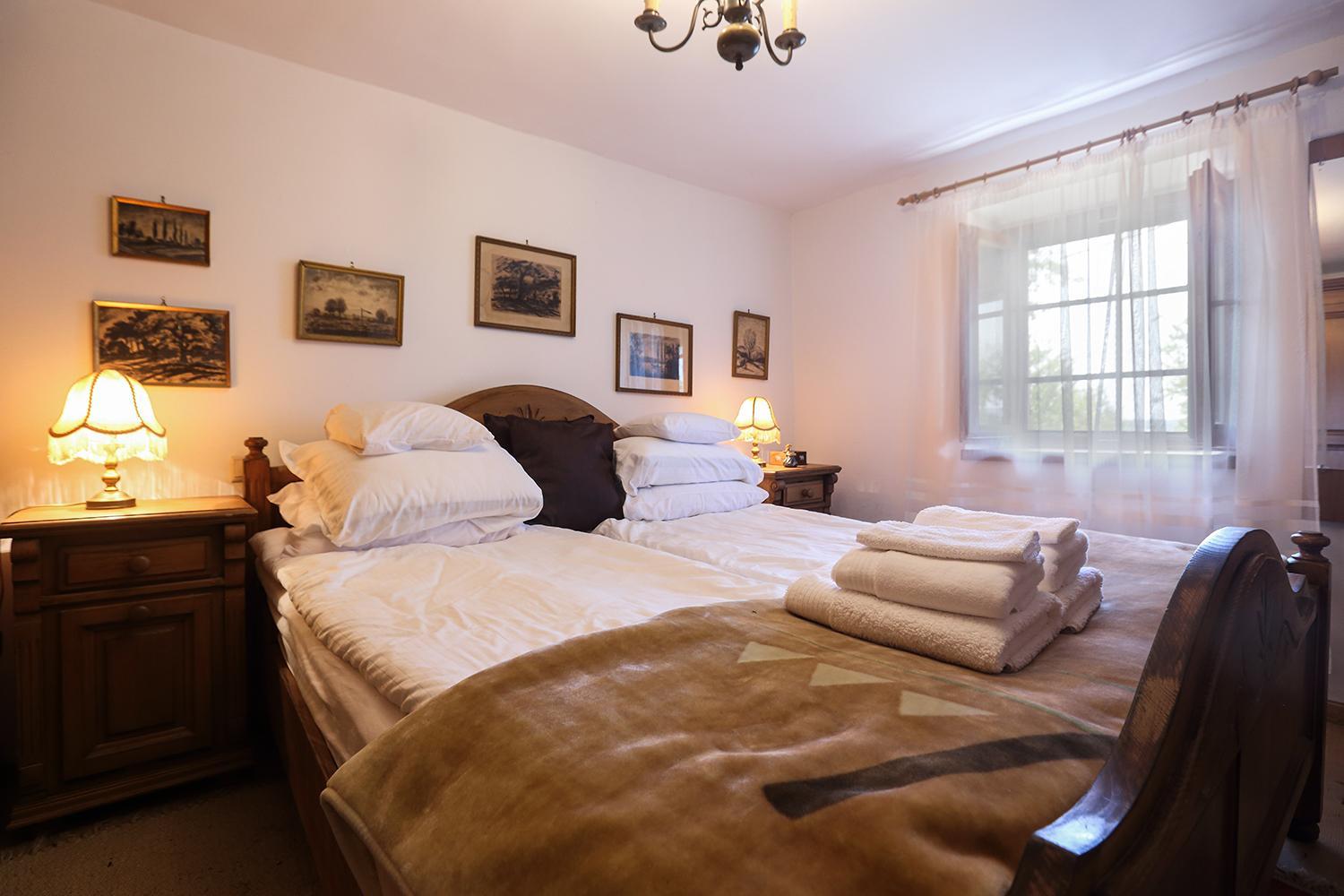 One-Bedroom House photo 1