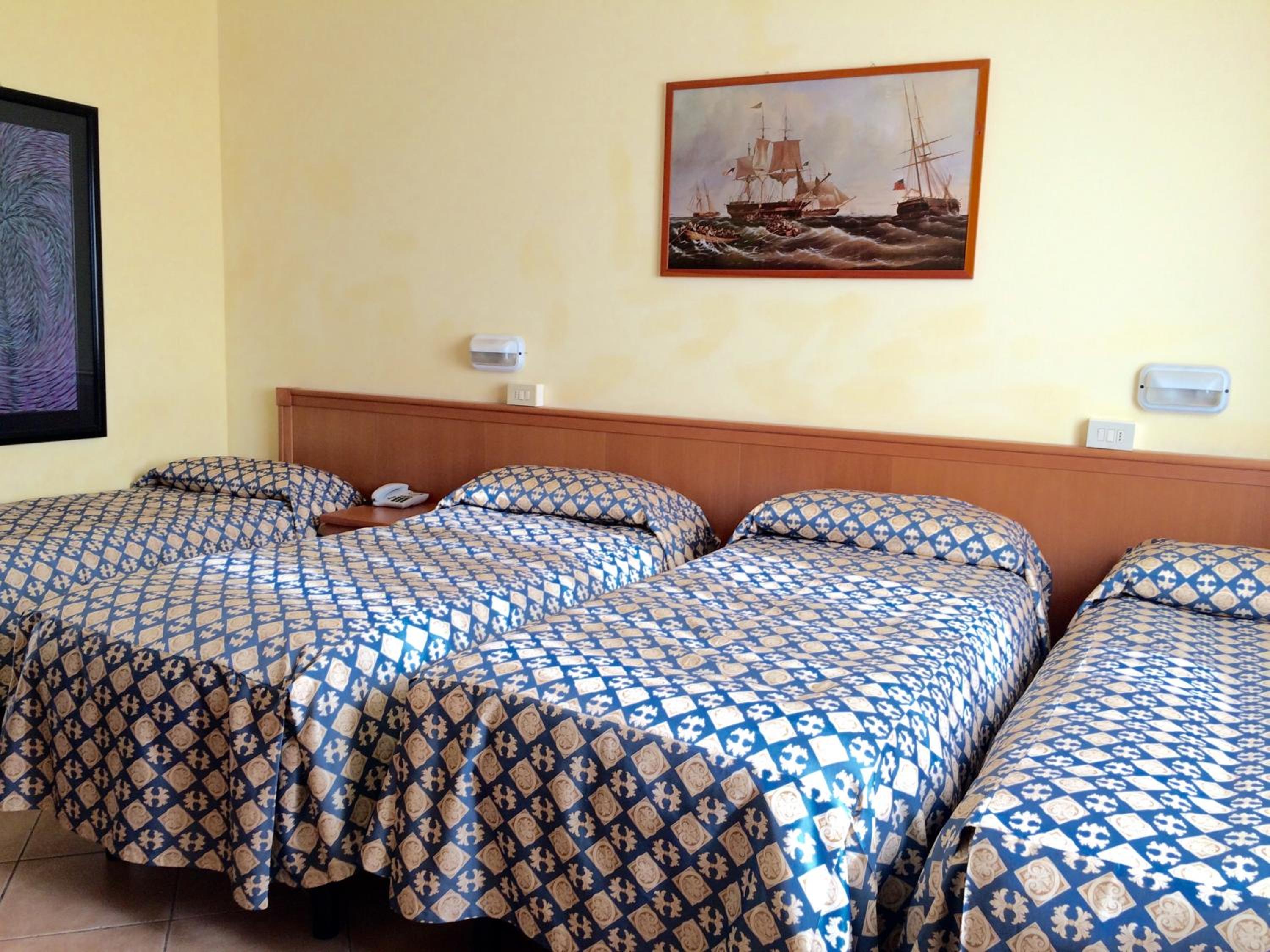 Quadruple Room photo 2