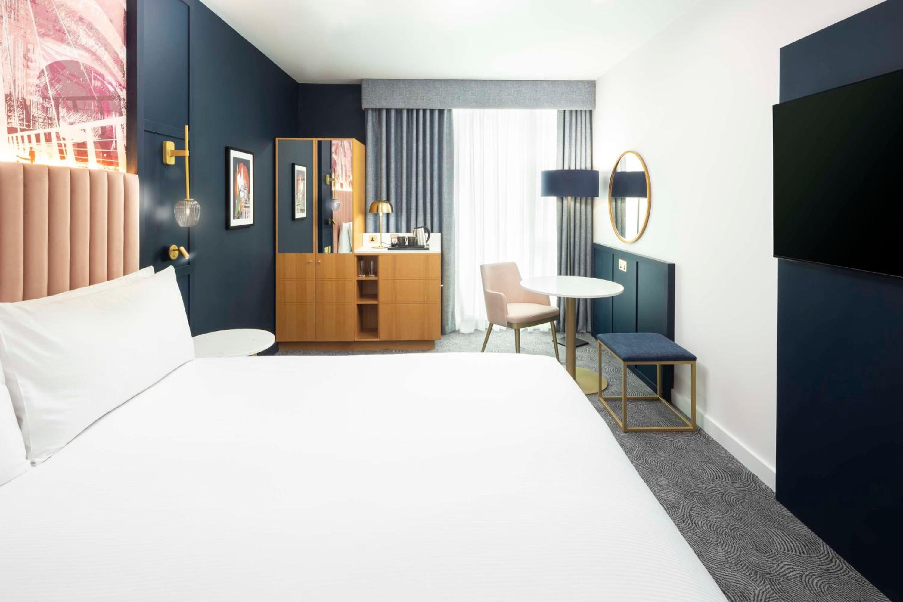 King Guest Room - Photo 1