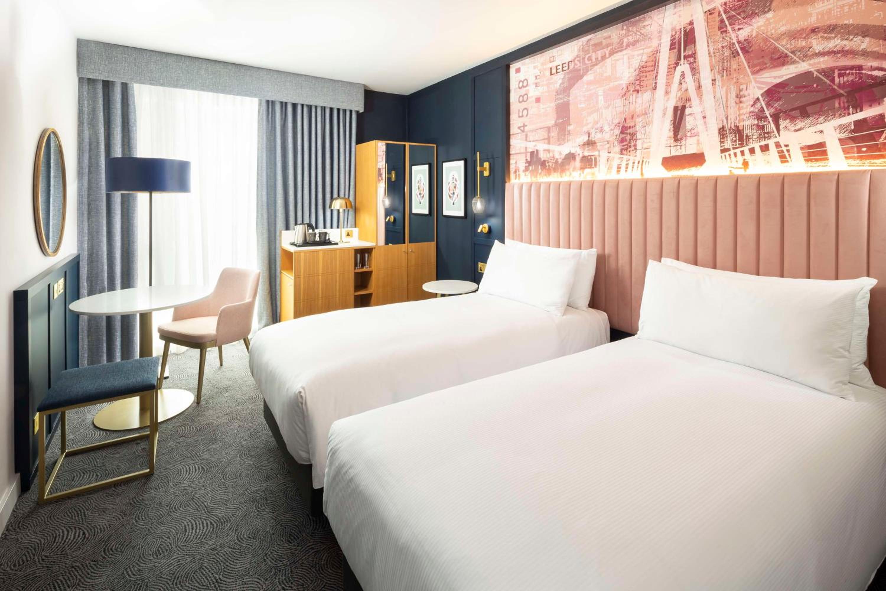 Twin Room - Photo 4