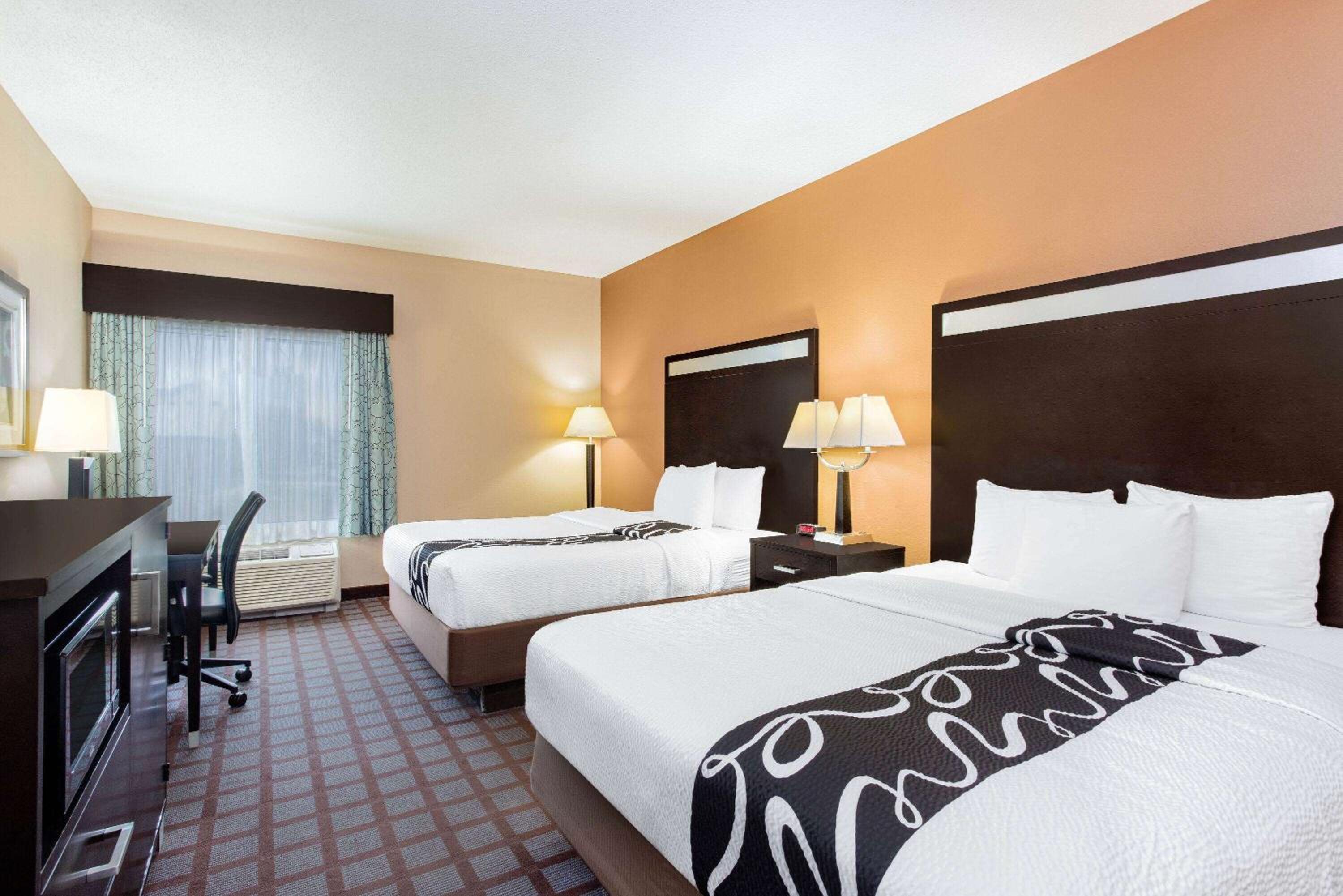 Queen Room with Two Queen Beds - Non-Smoking