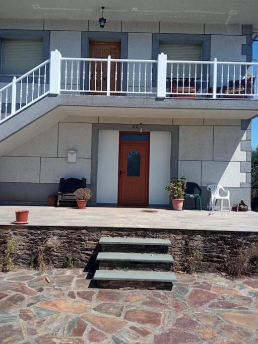 Three-Bedroom Premium Apartment with Balcony photo 2