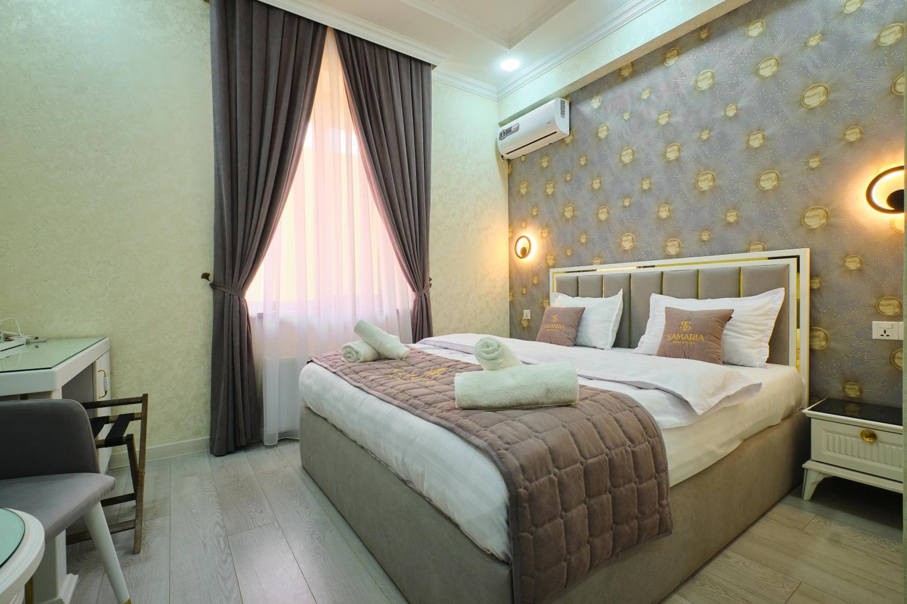 Double Room - Disability Access photo 1