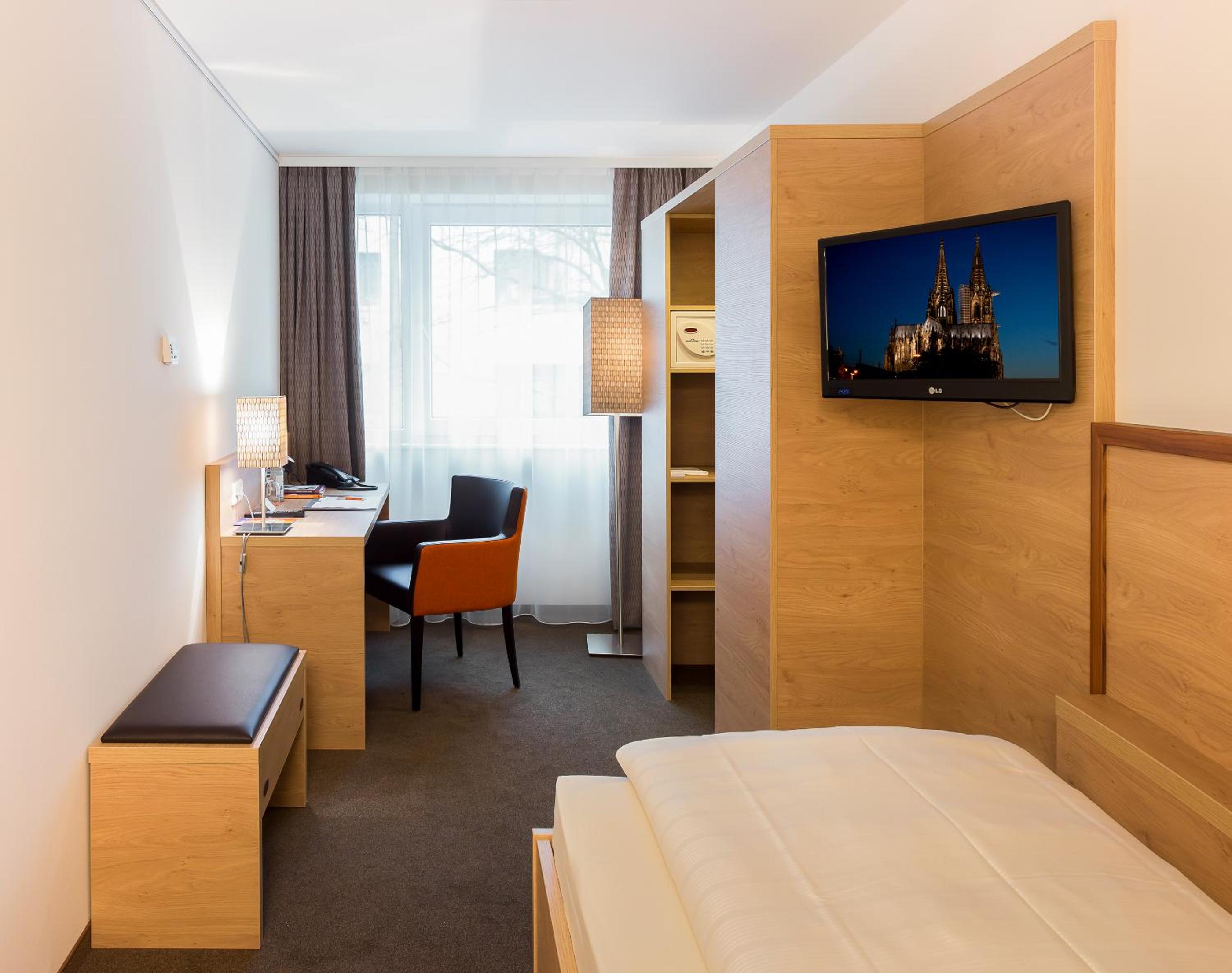 Standard Single Room photo 3