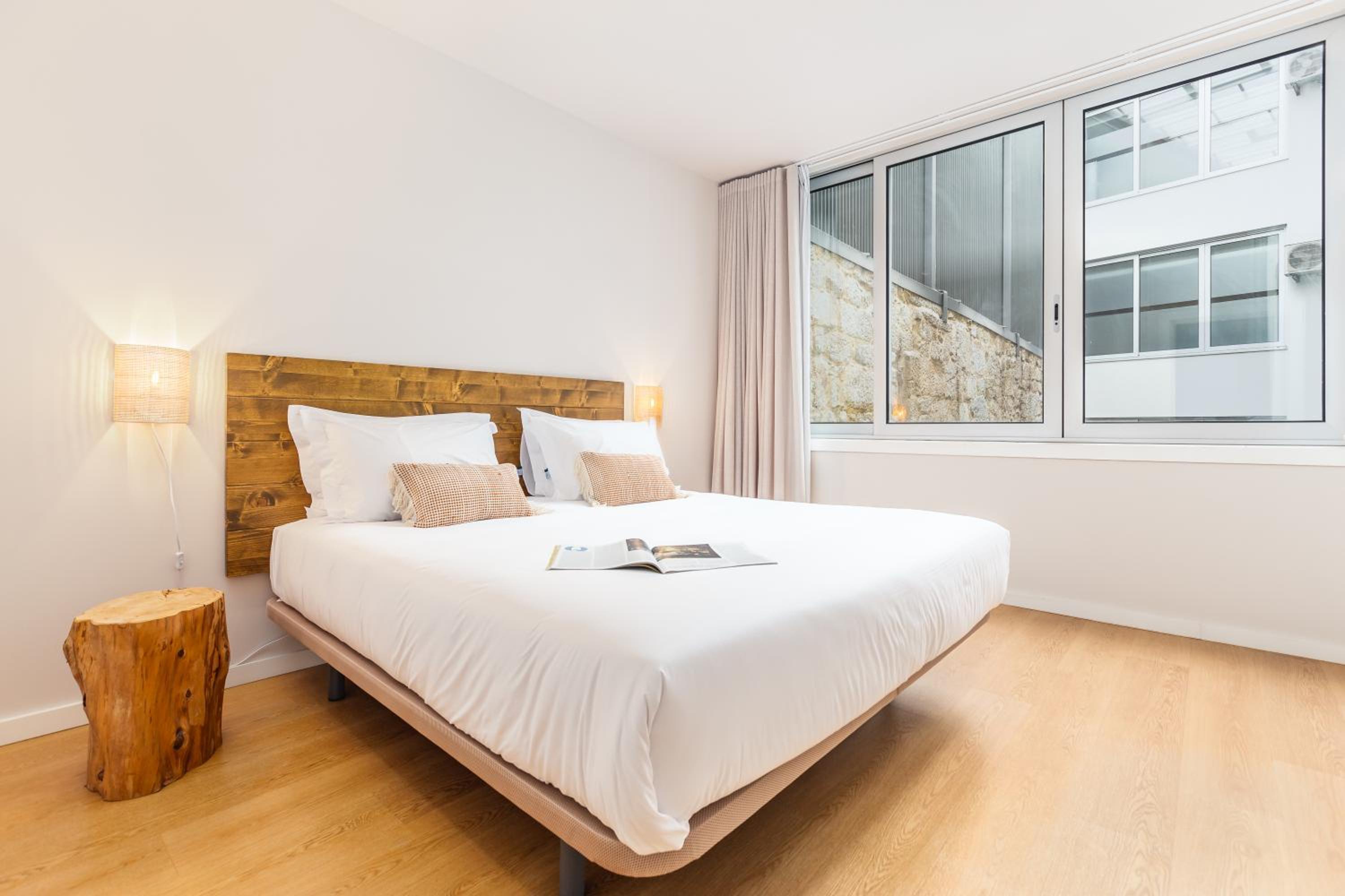 One-Bedroom Apartment with Terrace
