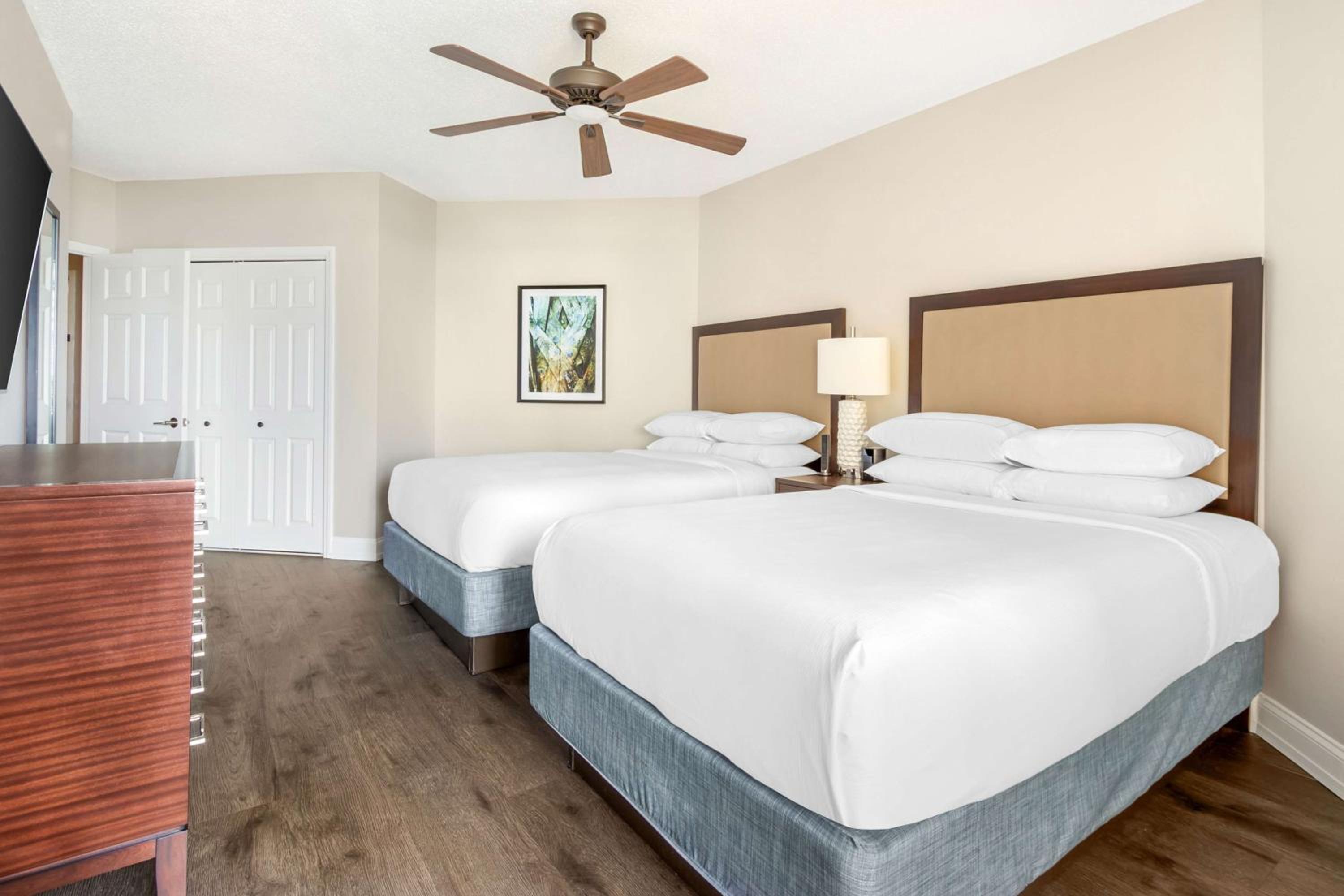 Two-Bedroom Room with Roll-In Shower and Ocean Front - Hearing Accessible - Photo 1
