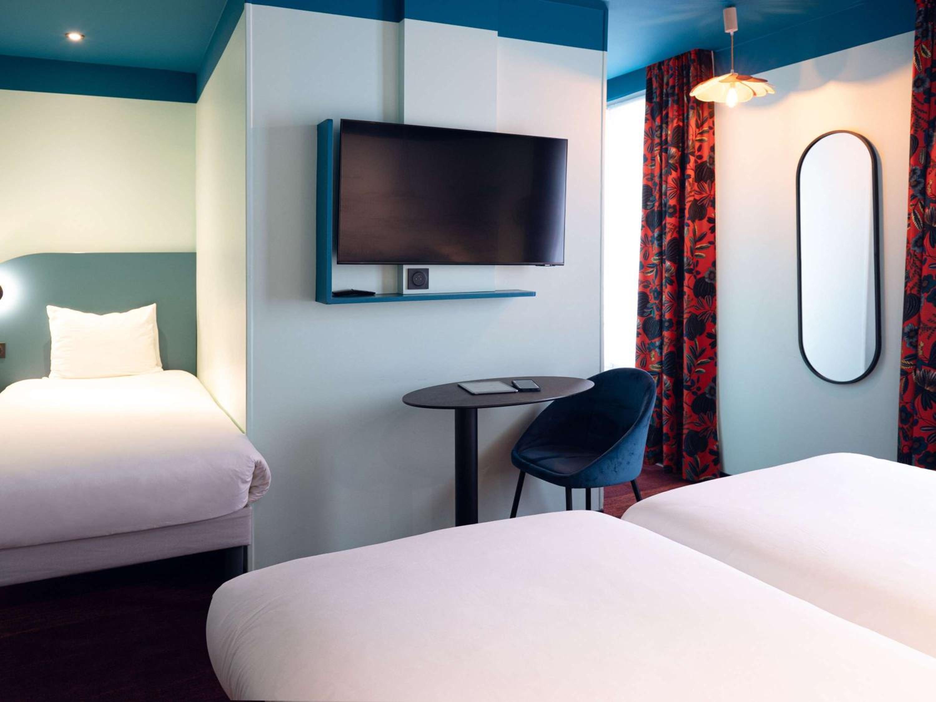 Standard Room With Three Single Beds