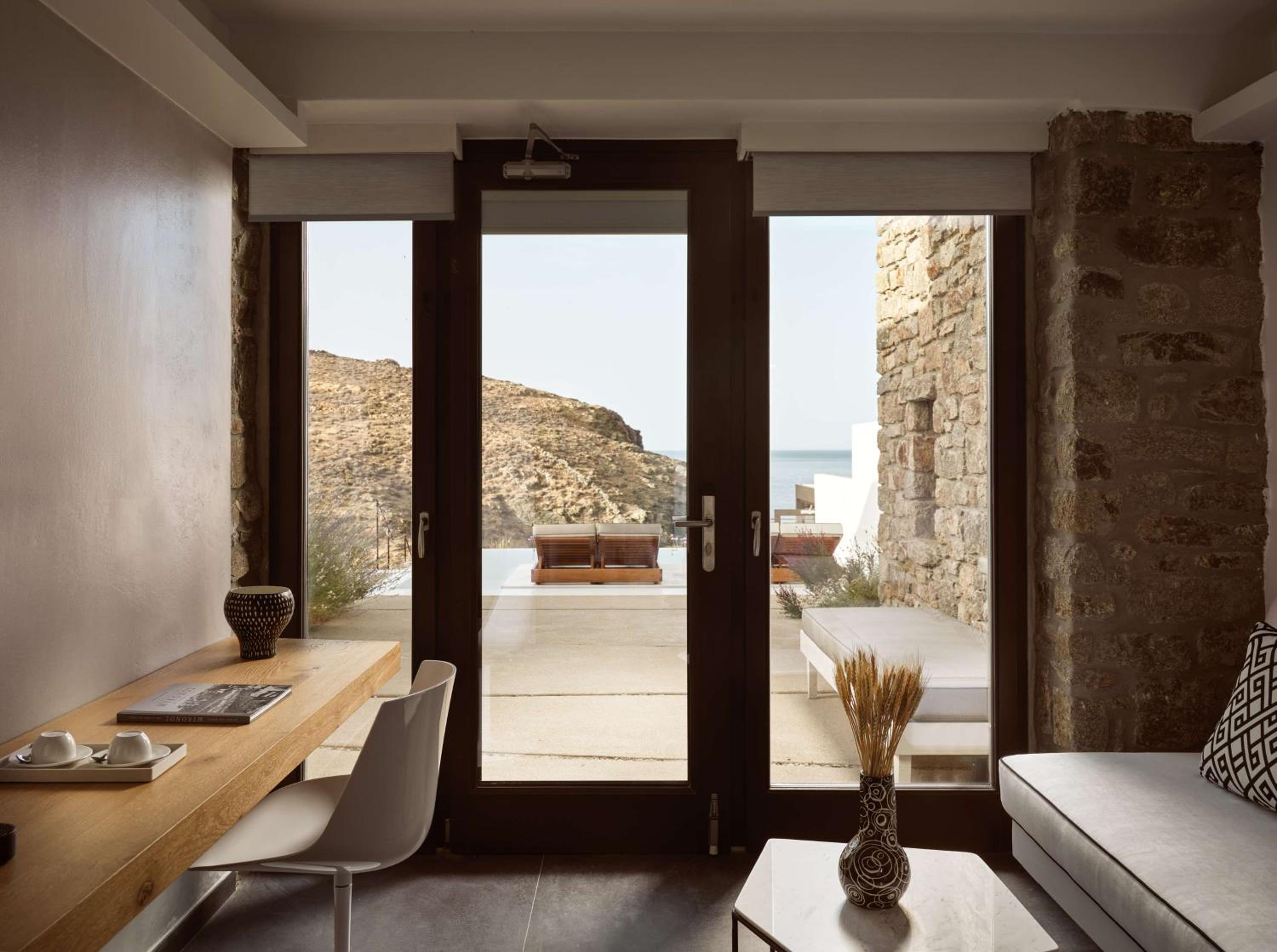 Two-Bedroom Suite with Pool  - Photo 7