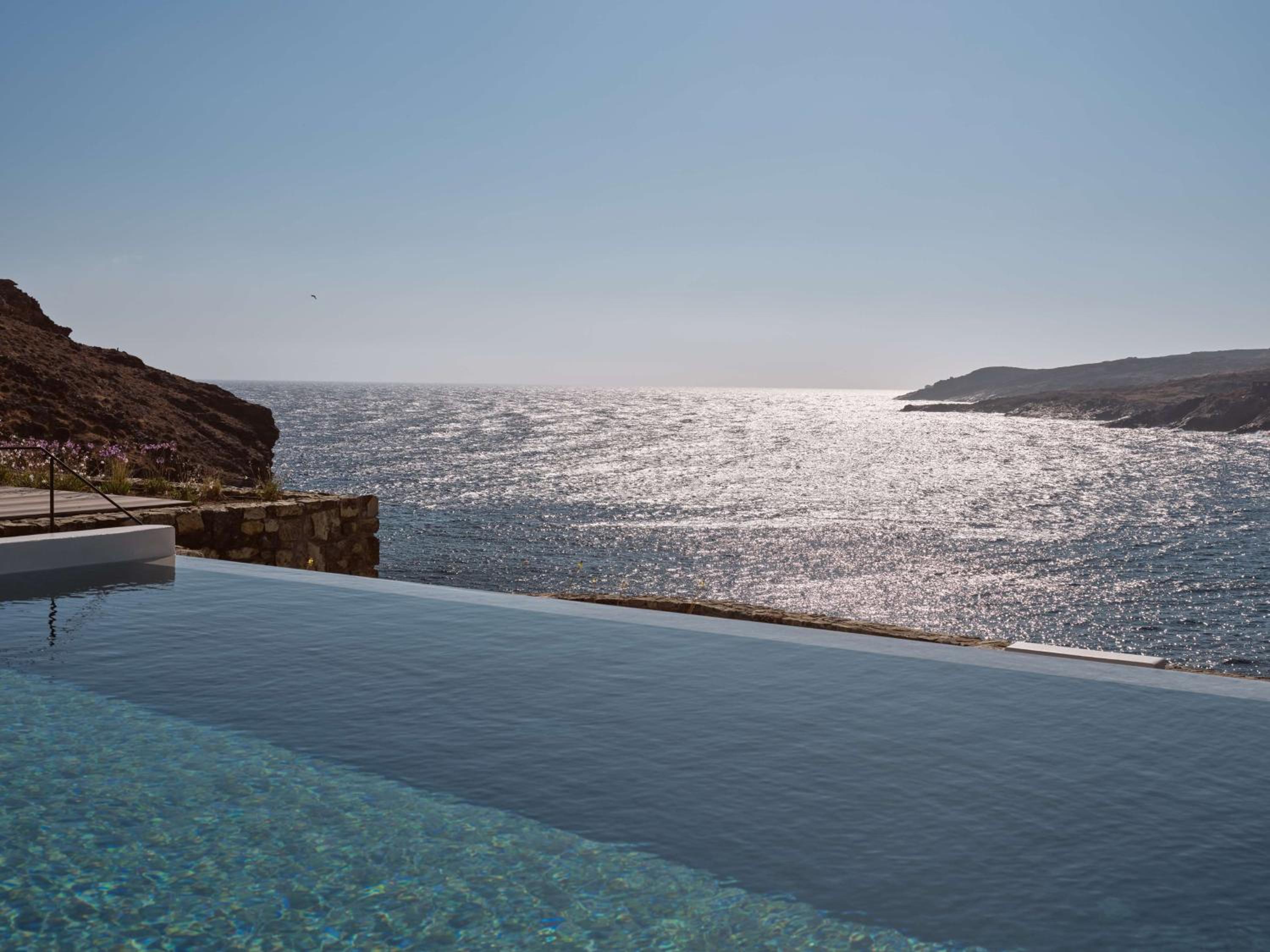 Two-Bedroom Suite with Pool and Spa - Photo 4