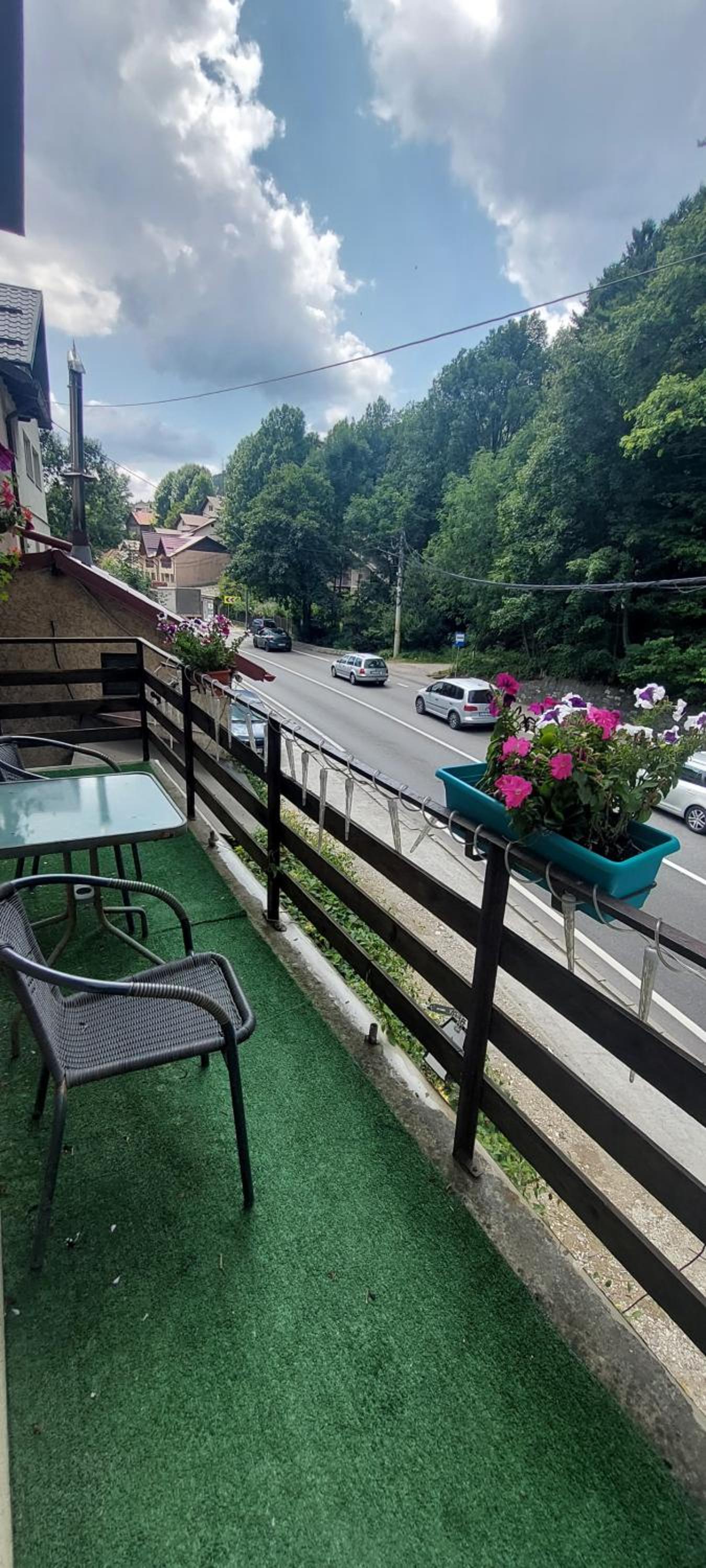 Double Room with Balcony - Photo 3