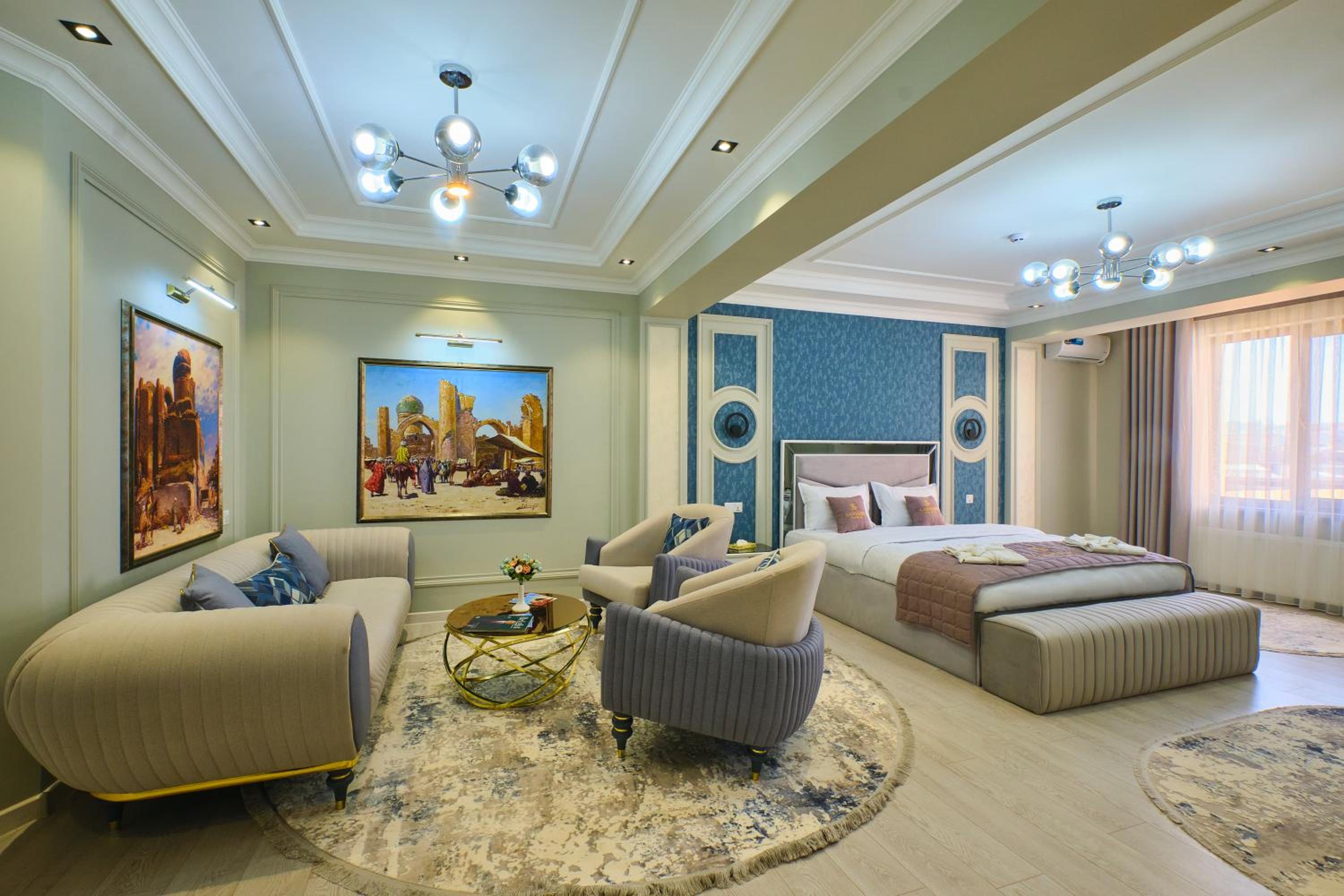 Superior King Room
