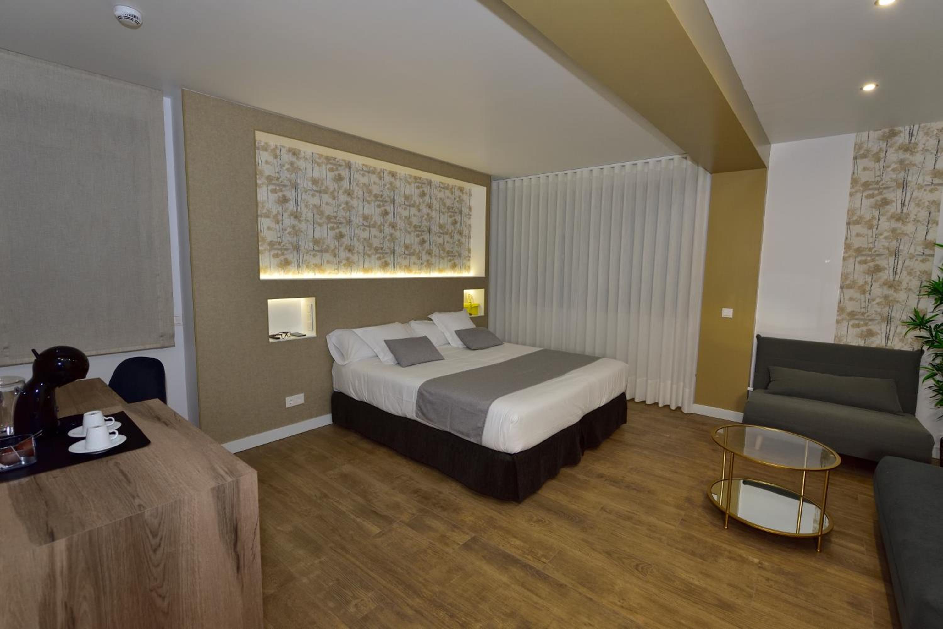 Deluxe Room - Photo 44