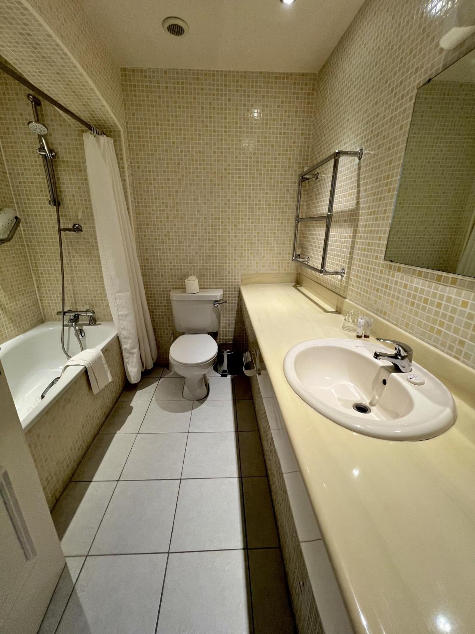 Superior Double Room - Photo 10
