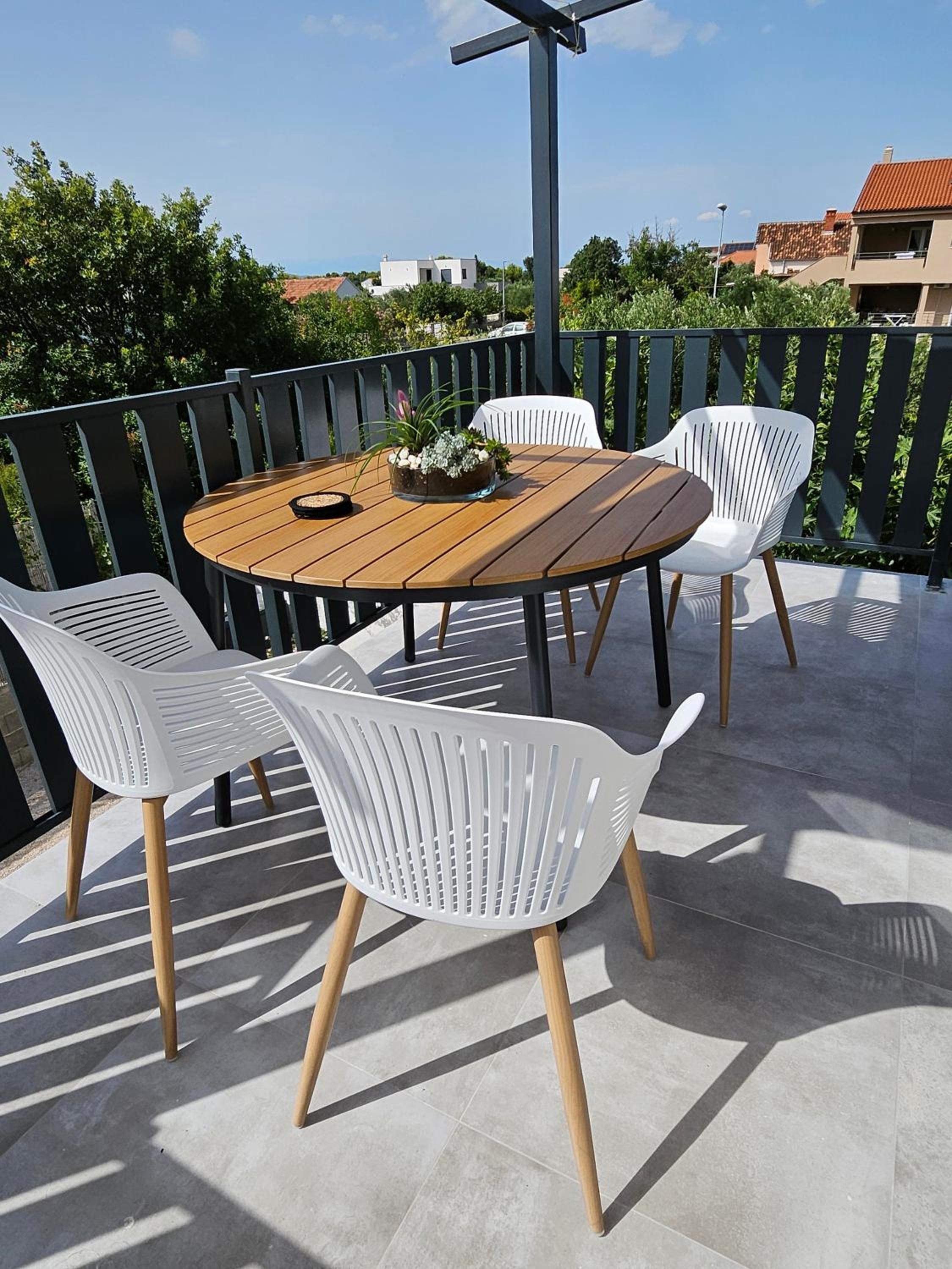 One-Bedroom Apartment with Balcony photo 2